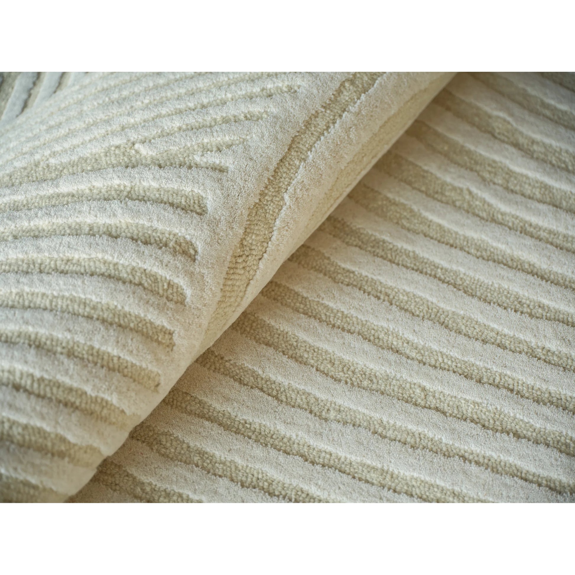 Entro Rug by Exquisite Rugs. Made from new zealand wool in a unique style.