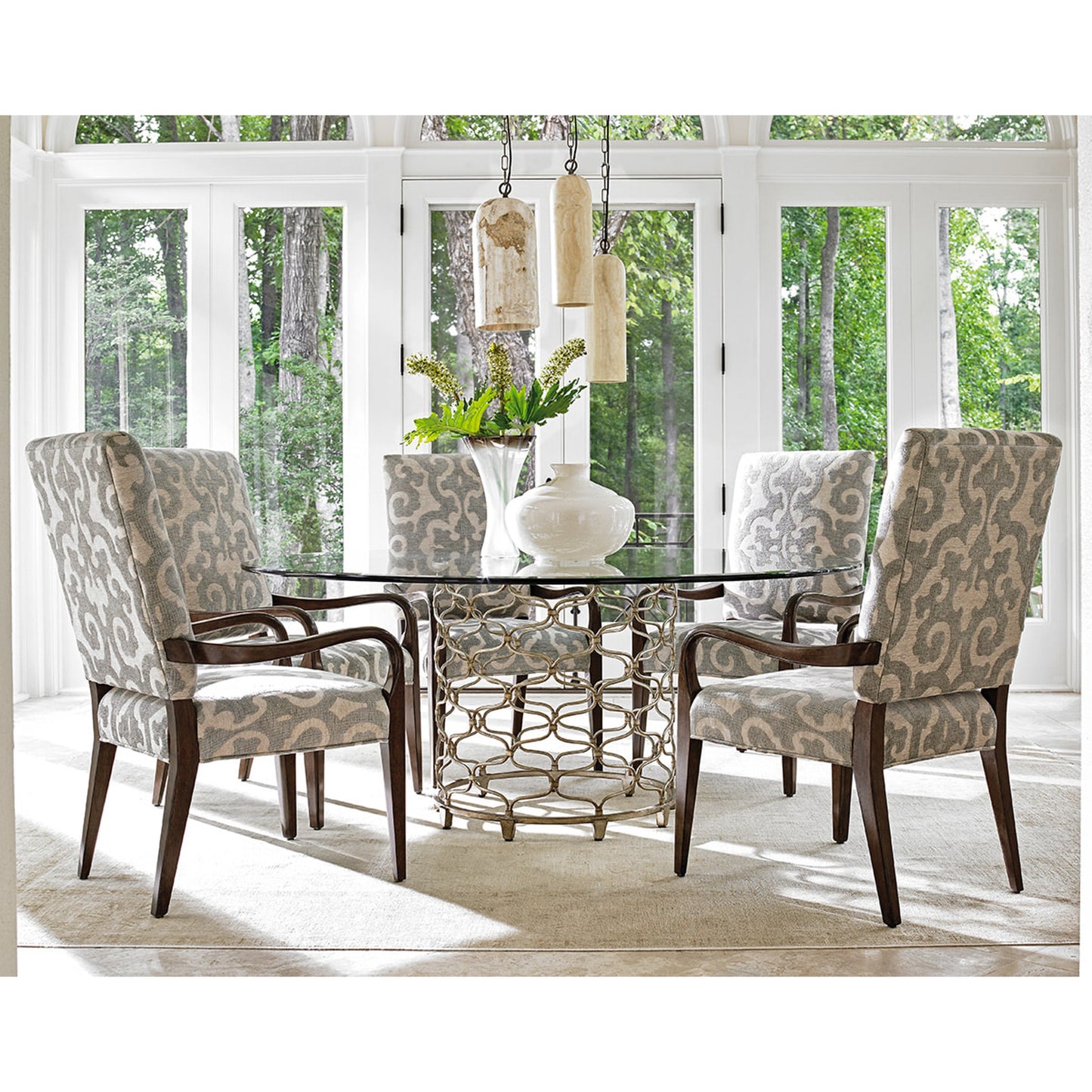 007 SR-835177 | Lifestyle | Bollinger Round Dining Table by Lexington in silver leaf. Made from unique in a transitional style.