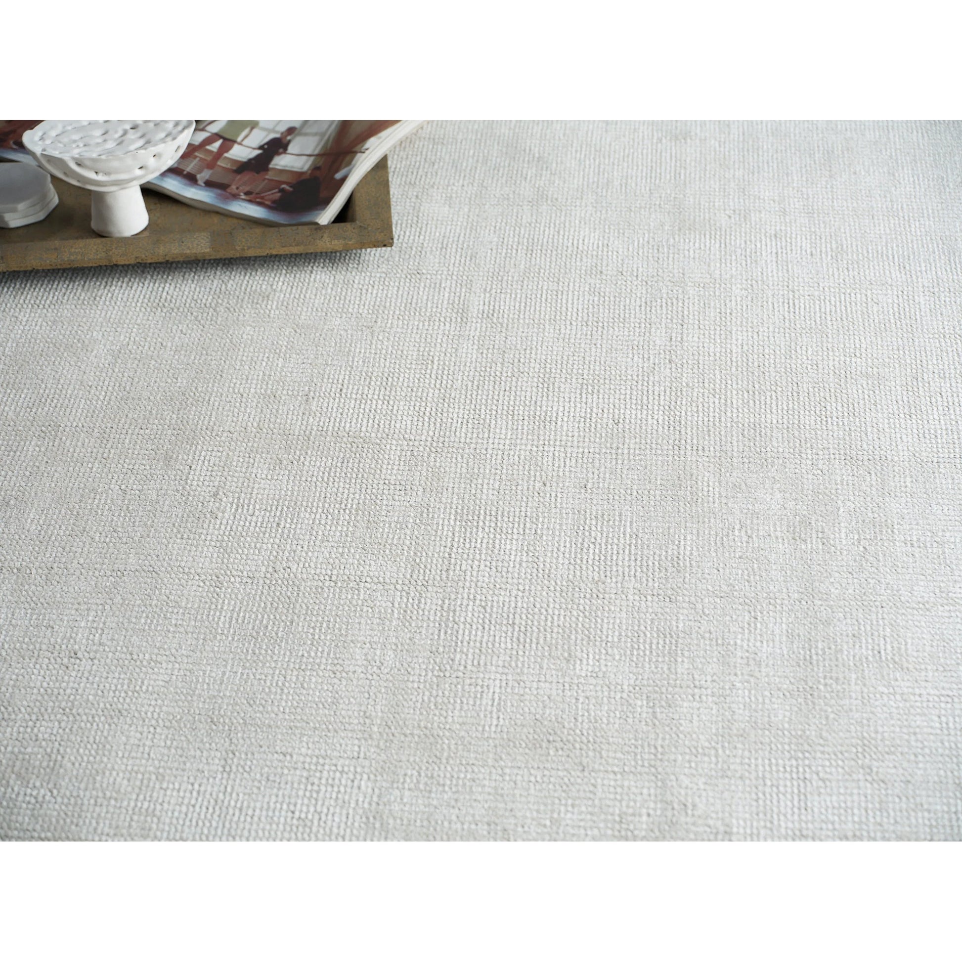 Catalina 7283 Rug by Exquisite Rugs in ivory. Made from wool, bamboo silk in a unique style.