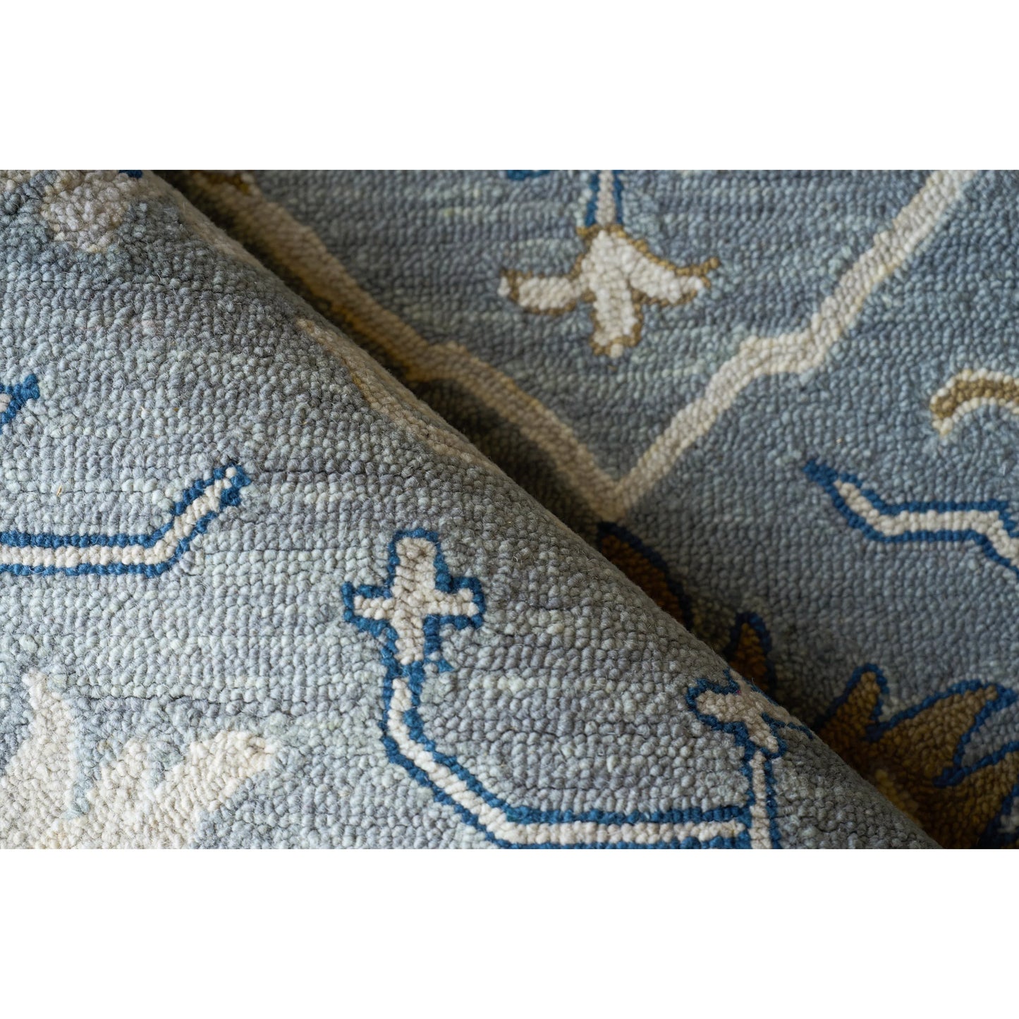 004 SI-2543434,SI-2543440,SI-2543441 | Additional Silo | Newport 7328 Rug by Exquisite Rugs in gray, blue. Made from new zealand wool in a unique style.