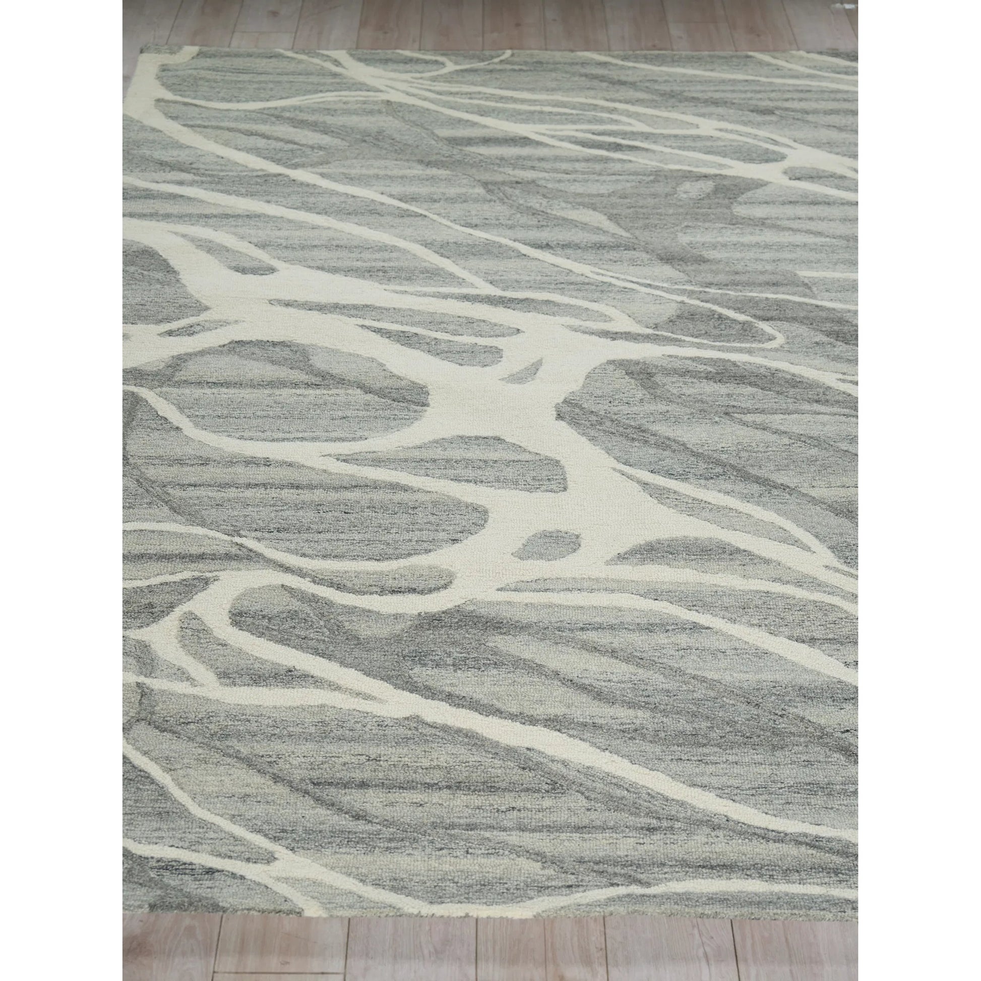 Rio 7340 Rug by Exquisite Rugs in gray, ivory. Made from new zealand wool in a unique style.