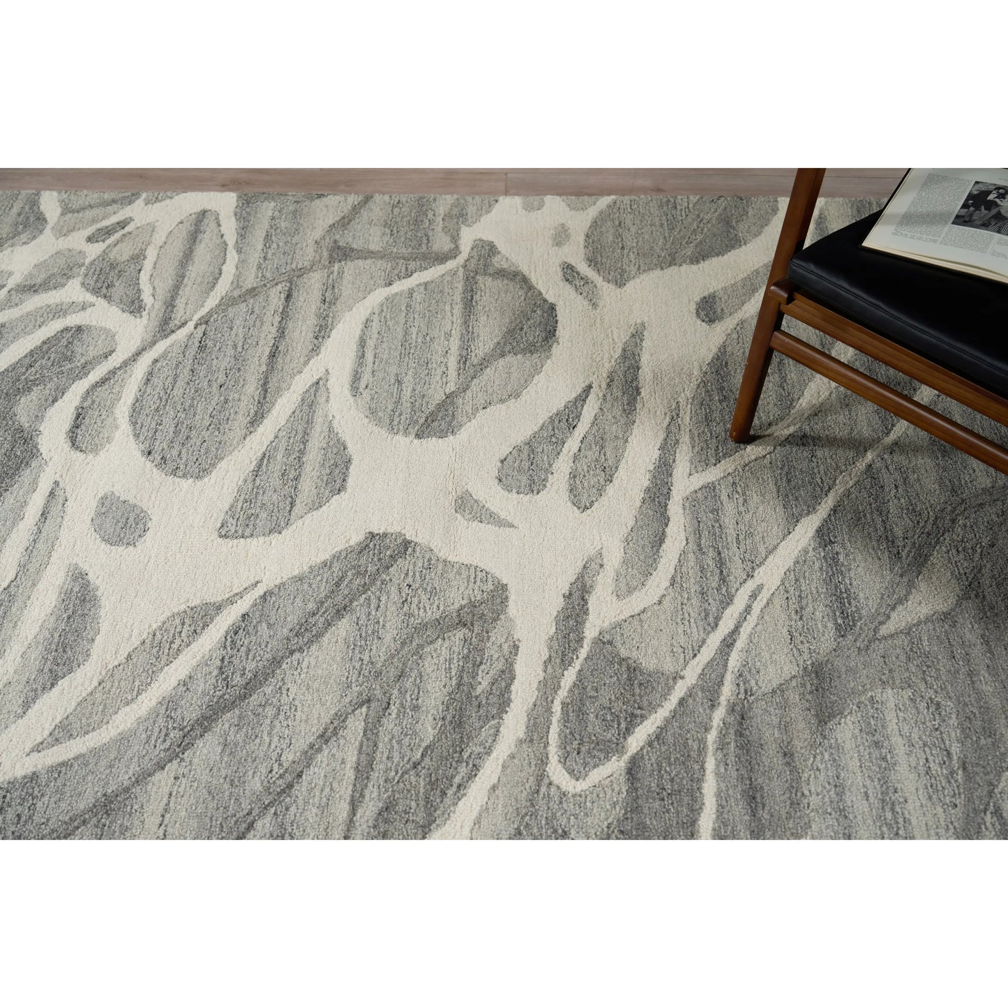 005 SI-2543511,SI-2543512,SI-2543517,SI-2543518,SI-2543519 | Additional Silo | Rio 7340 Rug by Exquisite Rugs in gray, ivory. Made from new zealand wool in a unique style.