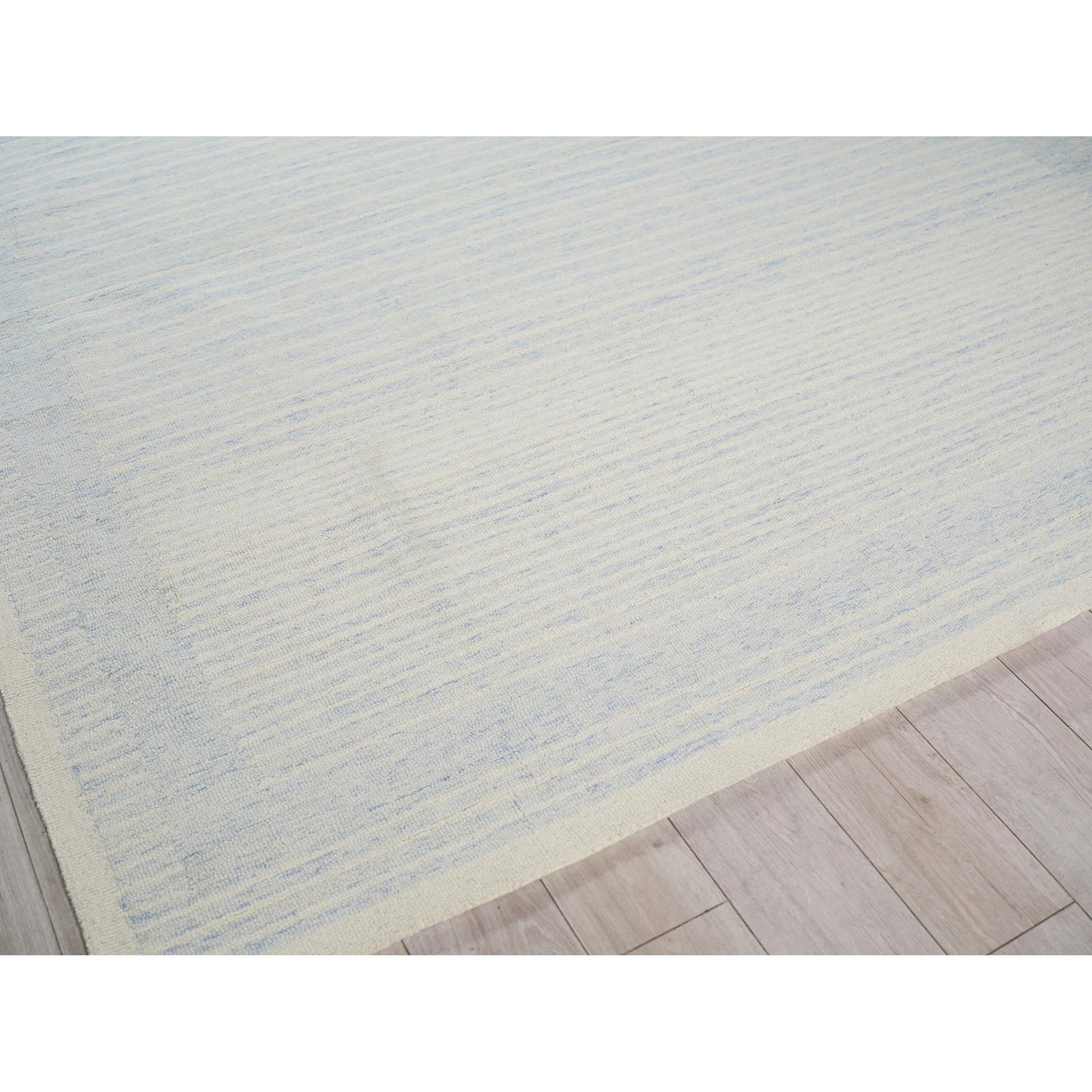002 SI-2543547,SI-2543548,SI-2543553 | Additional Silo | Dusseldorf 7344 Rug by Exquisite Rugs in blue, ivory. Made from new zealand wool in a unique style.