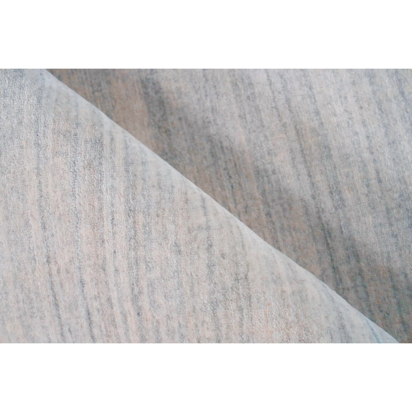 004 SI-2543590,SI-2543591,SI-2543594,SI-2543595 | Additional Silo | Serenity 7388 Indoor/Outdoor Rug by Exquisite Rugs in light grey, ivory. Made from pet in a unique style.