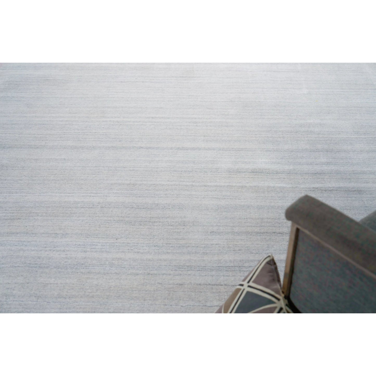 005 SI-2543590,SI-2543591,SI-2543594,SI-2543595 | Additional Silo | Serenity 7388 Indoor/Outdoor Rug by Exquisite Rugs in light grey, ivory. Made from pet in a unique style.