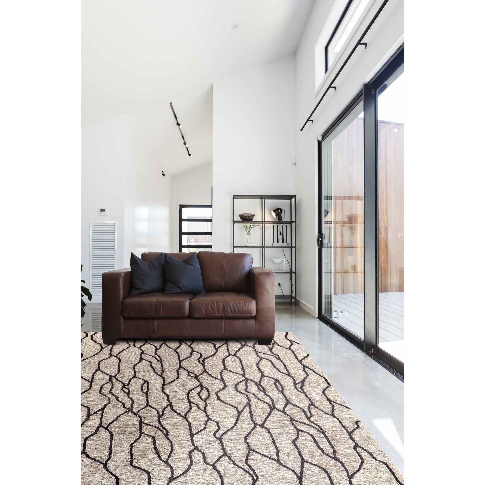 Enzo Transitional Rug - 8734F by Feizy. Made from wool in a unique style.