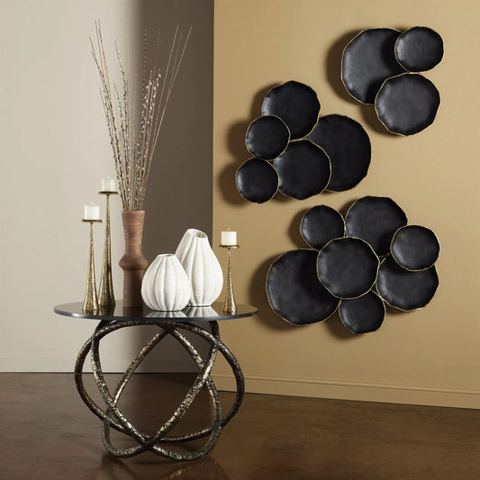 Astro Table by Global Views in black and brass. Made from unique in a unique style.