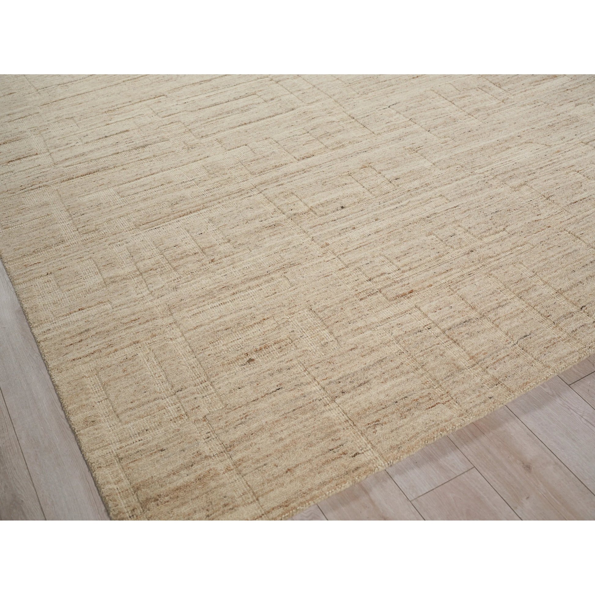 Malmo 7494 Rug by Exquisite Rugs in beige. Made from new zealand wool in a unique style.