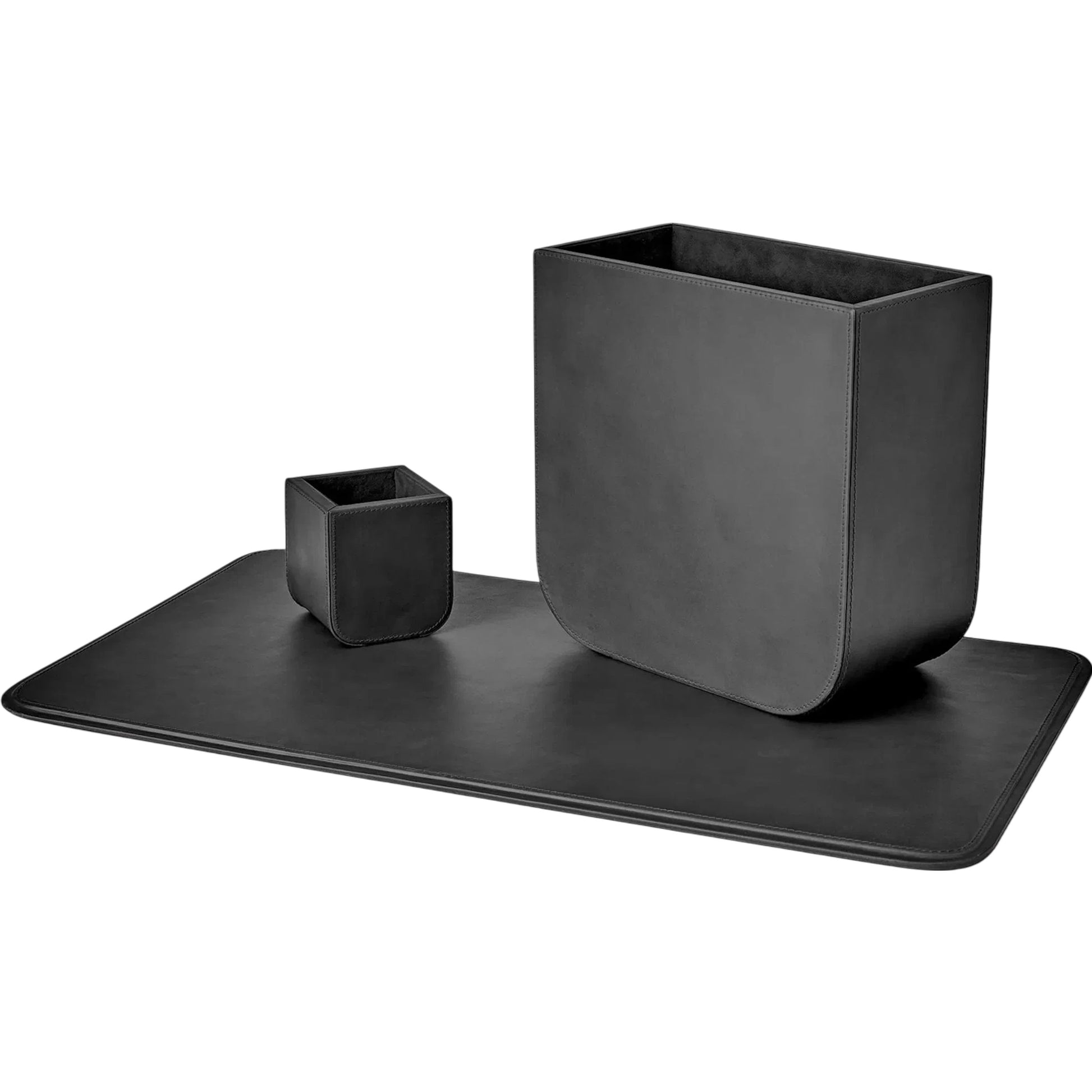 Radius Edge Leather Desk Blotter by Global Views. Made from unique in a transitional style.