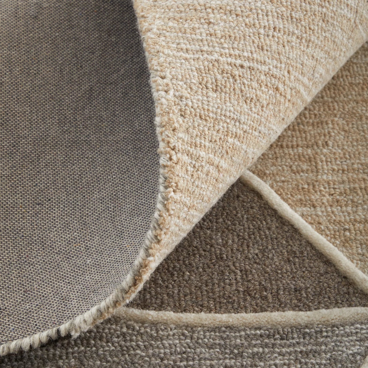 007 SI-2378830,SI-2378831,SI-2378832,SI-2378833,SI-2378834,SI-2378835 | Closeup | Kimball Transitional KIM8A33F Rug by Feizy in gray, black, brown. Made from wool in a unique style.