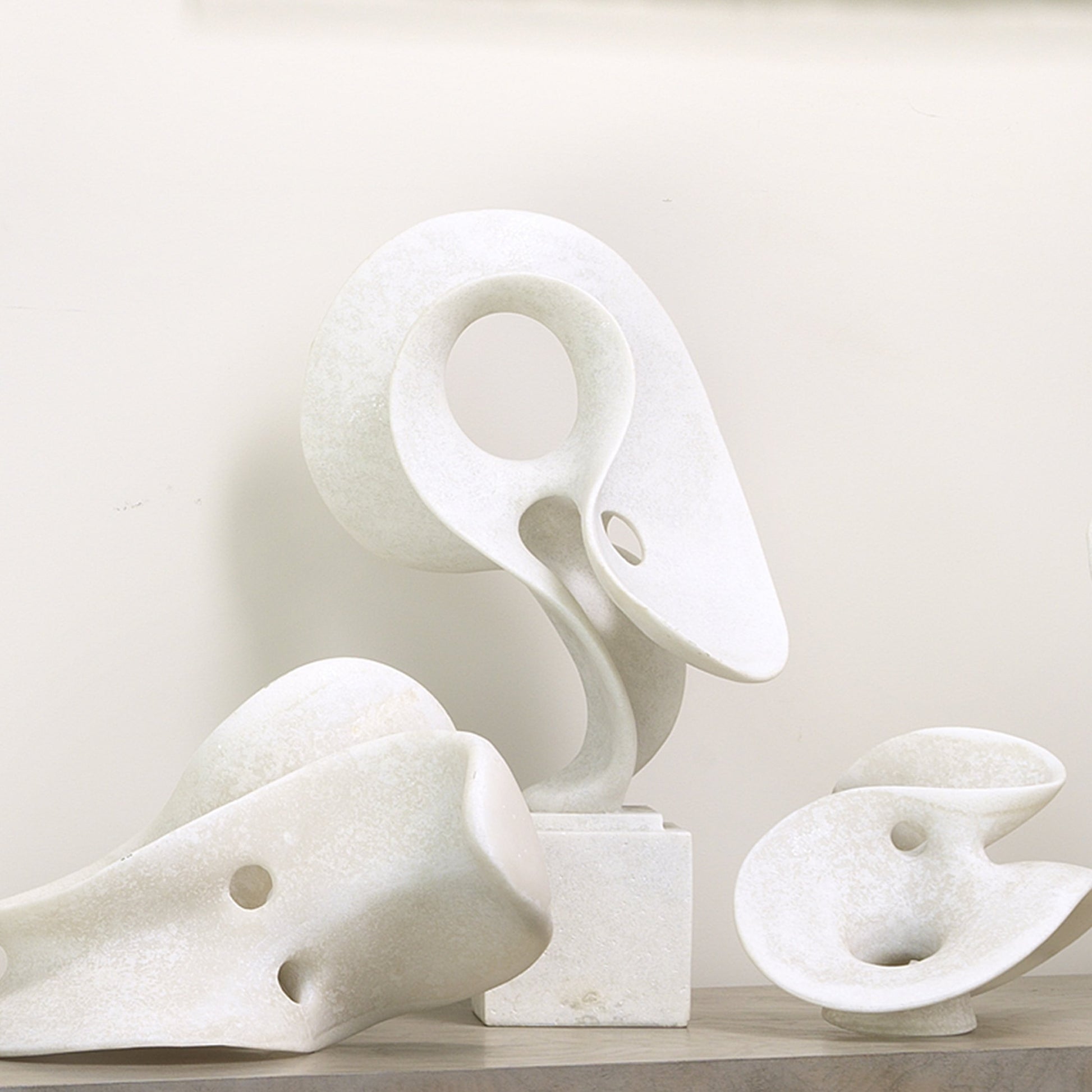 Obscure Object on Stand by Jamie Young in off white. Made from polyresin in a eclectic & global style.