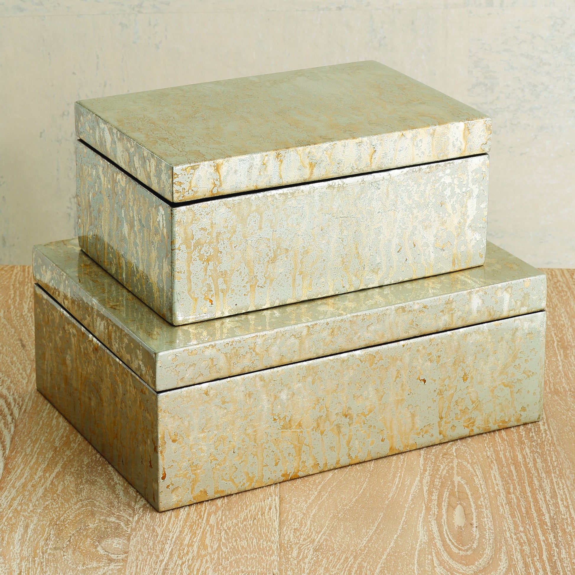 Leaf Box by Global Views in champagne, vietnamese lacquer. Made from mdf in a transitional style.