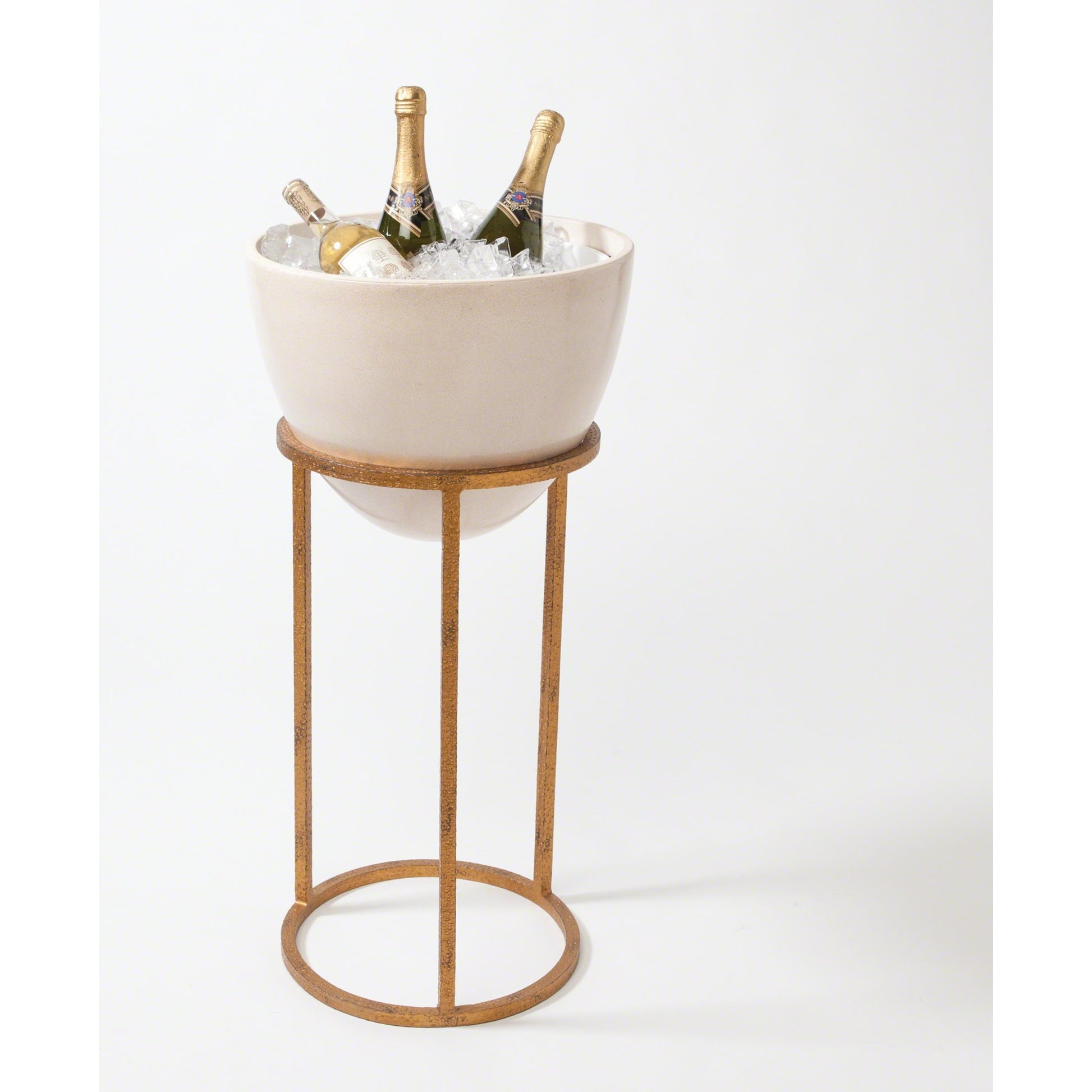 Wise Egg by Global Views in antique gold leaf. Made from unique in a modern style.