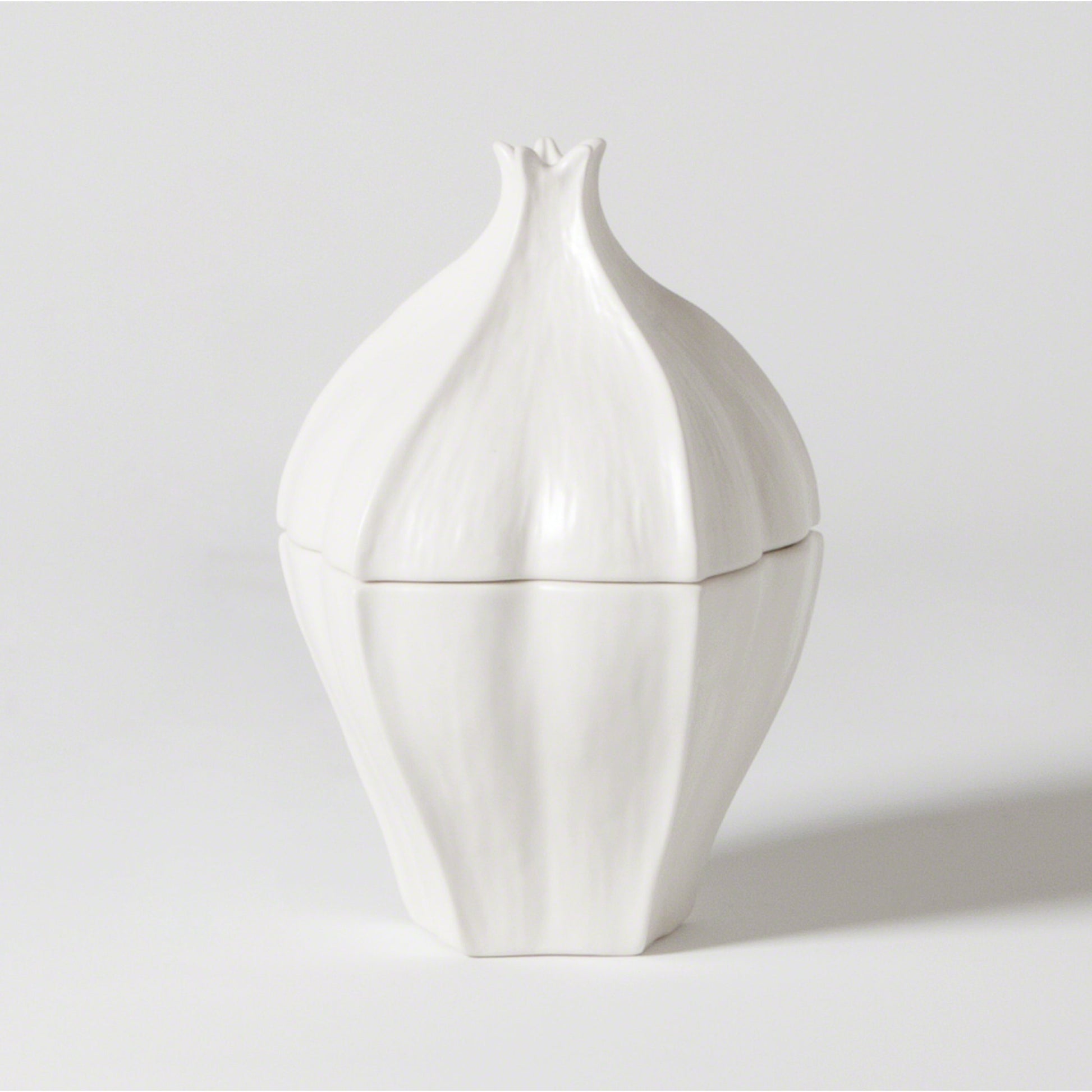 Star Fruit Box by Global Views. Made from ceramic in a modern style.