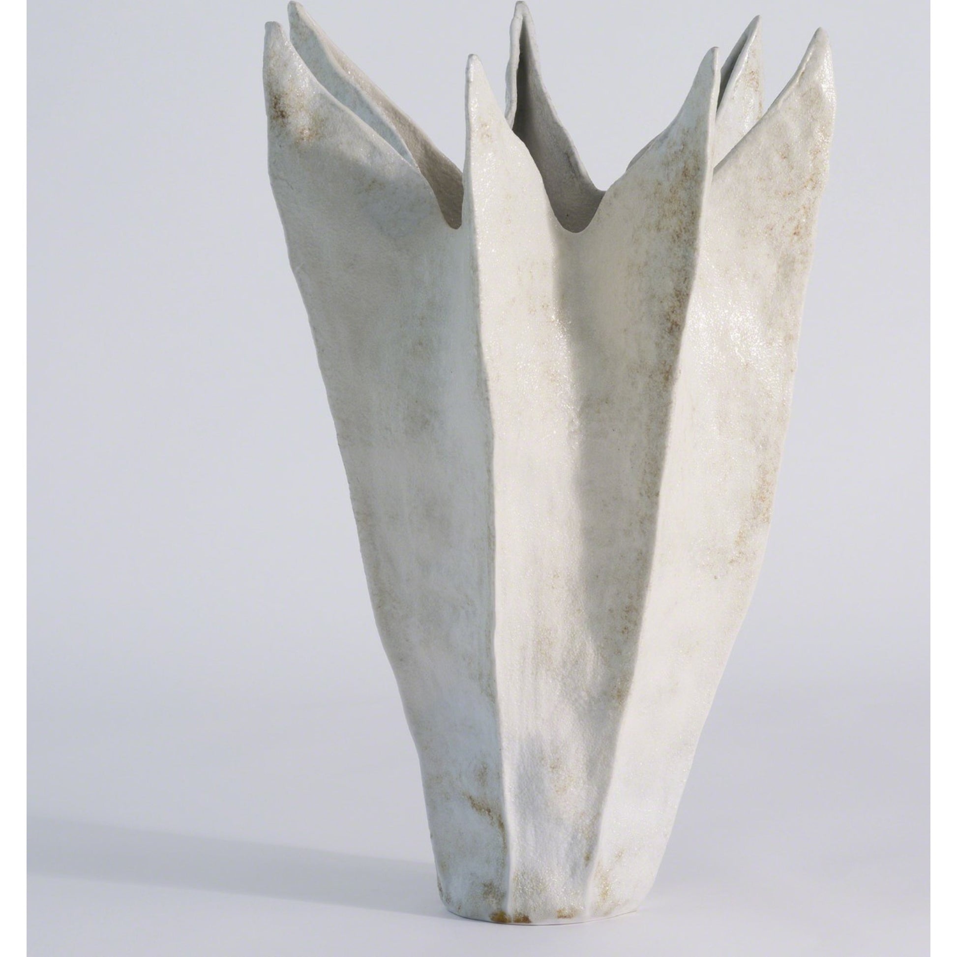 Amaryllis Vase by Global Views. Made from porcelain in a eclectic & global style.