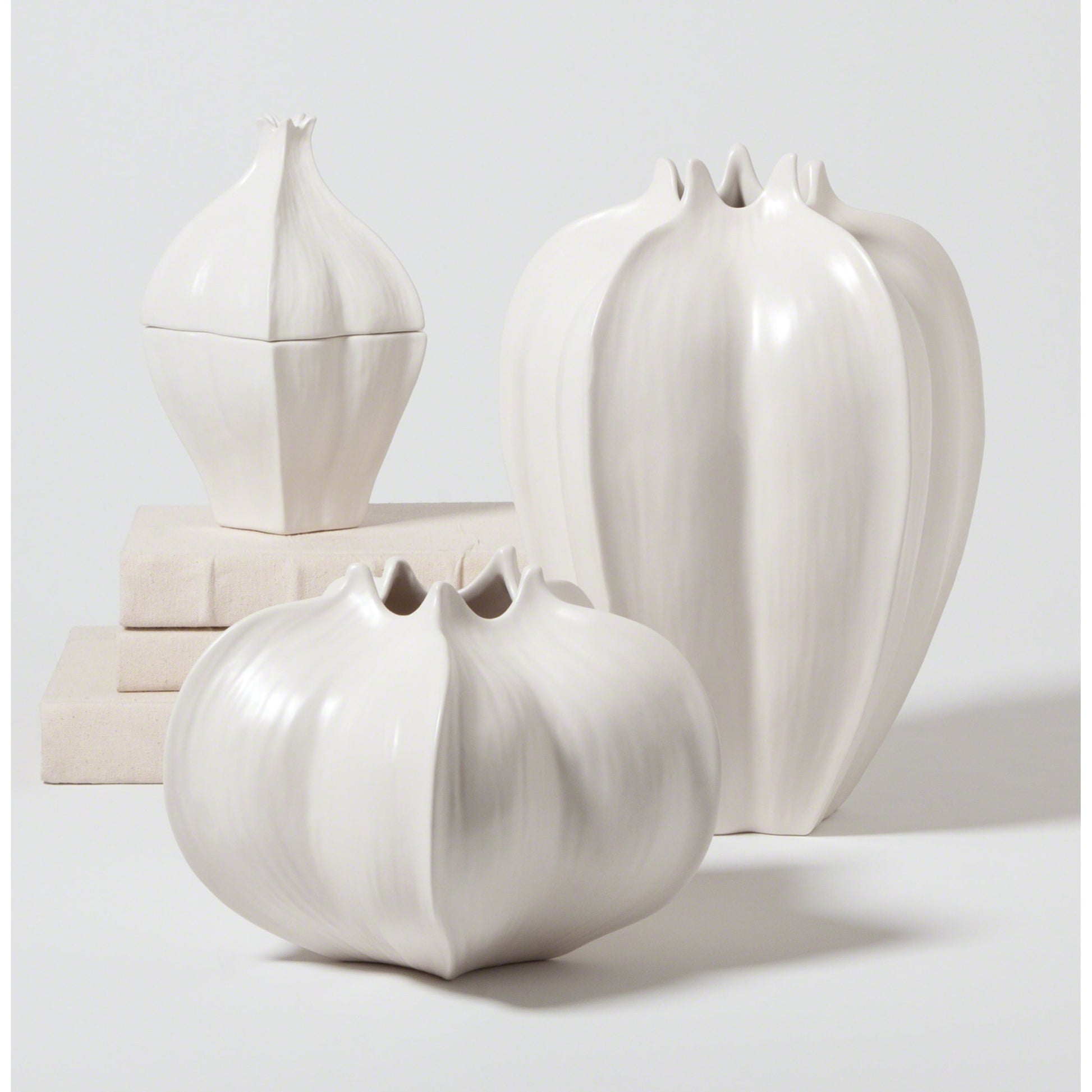 Star Fruit Box by Global Views. Made from ceramic in a modern style.