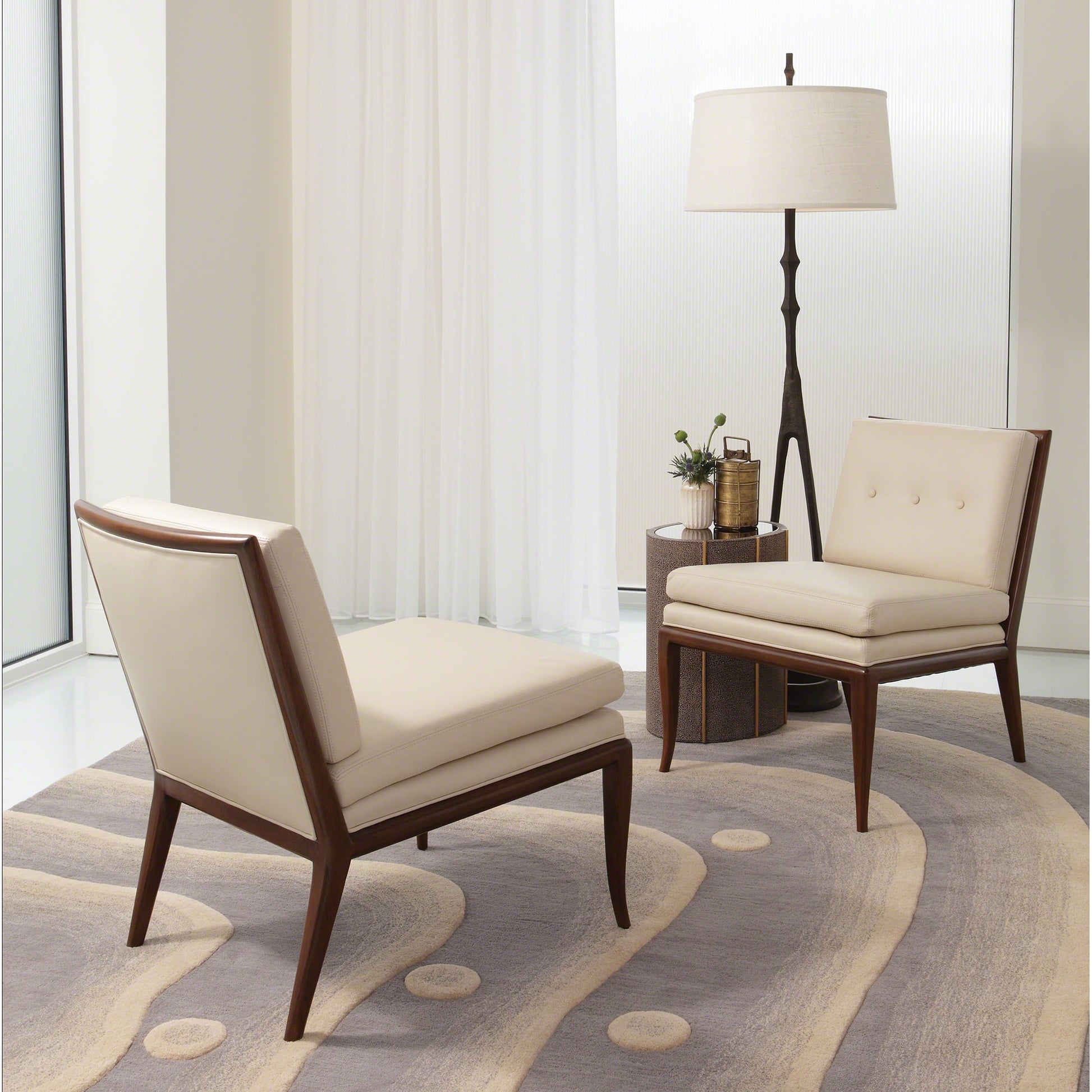 Compass Floor Lamp by Global Views in antique bronze. Made from aluminum, iron, brass, stainless steel in a eclectic & global style.