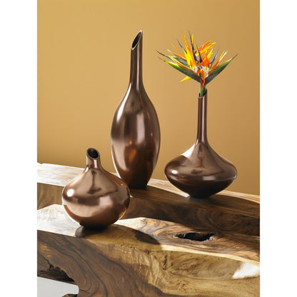 Julian Vase by Phillips Collection in gold and gold leaf. Made from resin in a eclectic & global style.