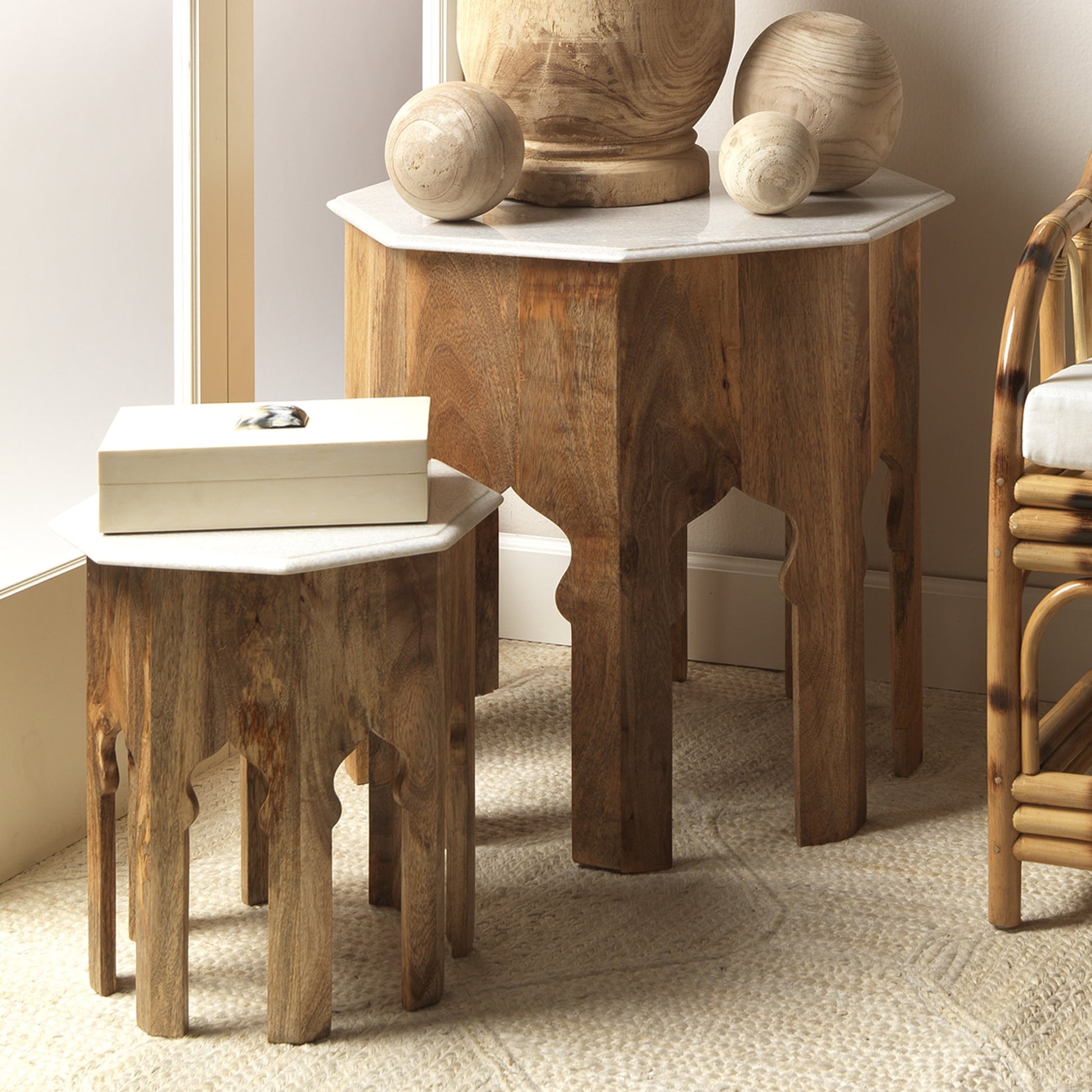 Constantine Box by Jamie Young in cream resin with horn accent. Made from resin on mdf, horn in a modern style.