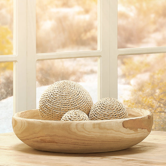Malibu Balls by Jamie Young. Made from cornstraw in a cottage & farmhouse style.