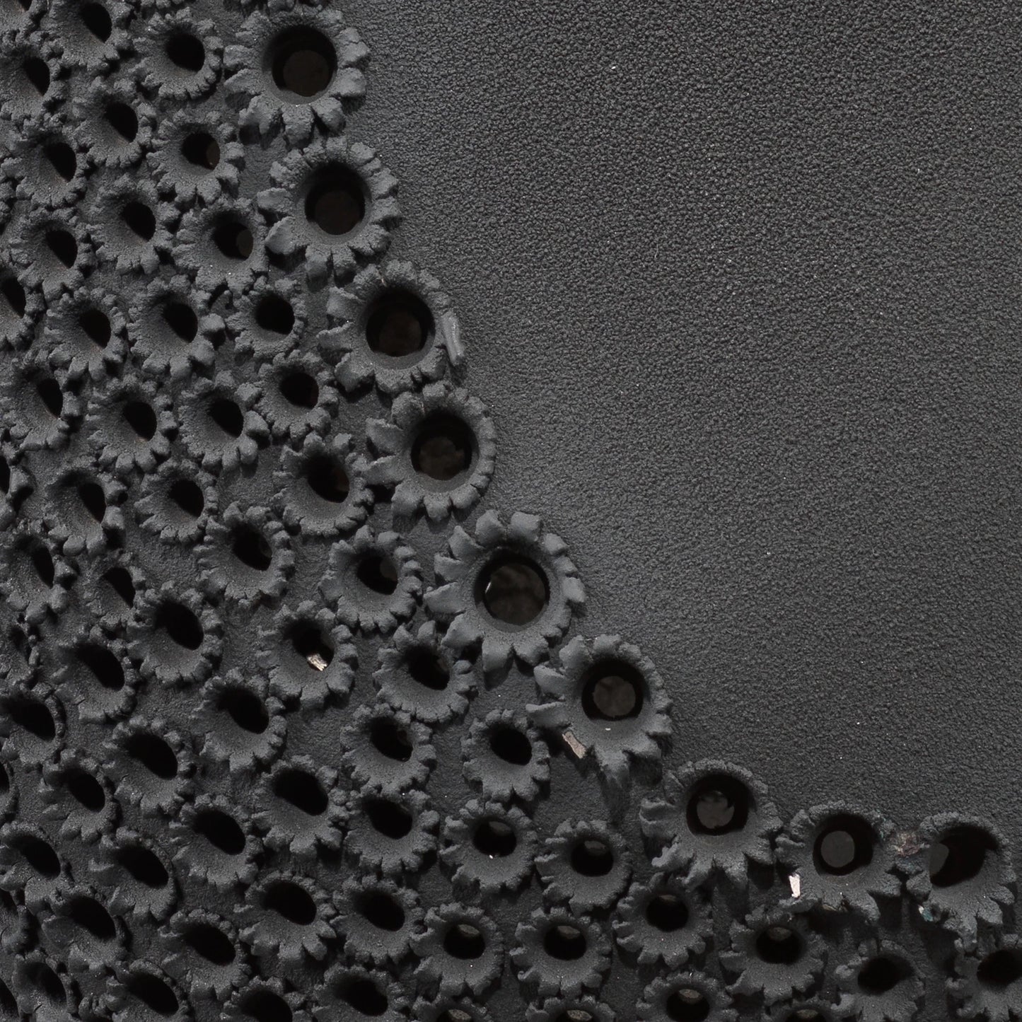 003 SI-1831457 | Closeup | Moonrise Vase by Jamie Young in matte black. Made from porcelain in a modern style.