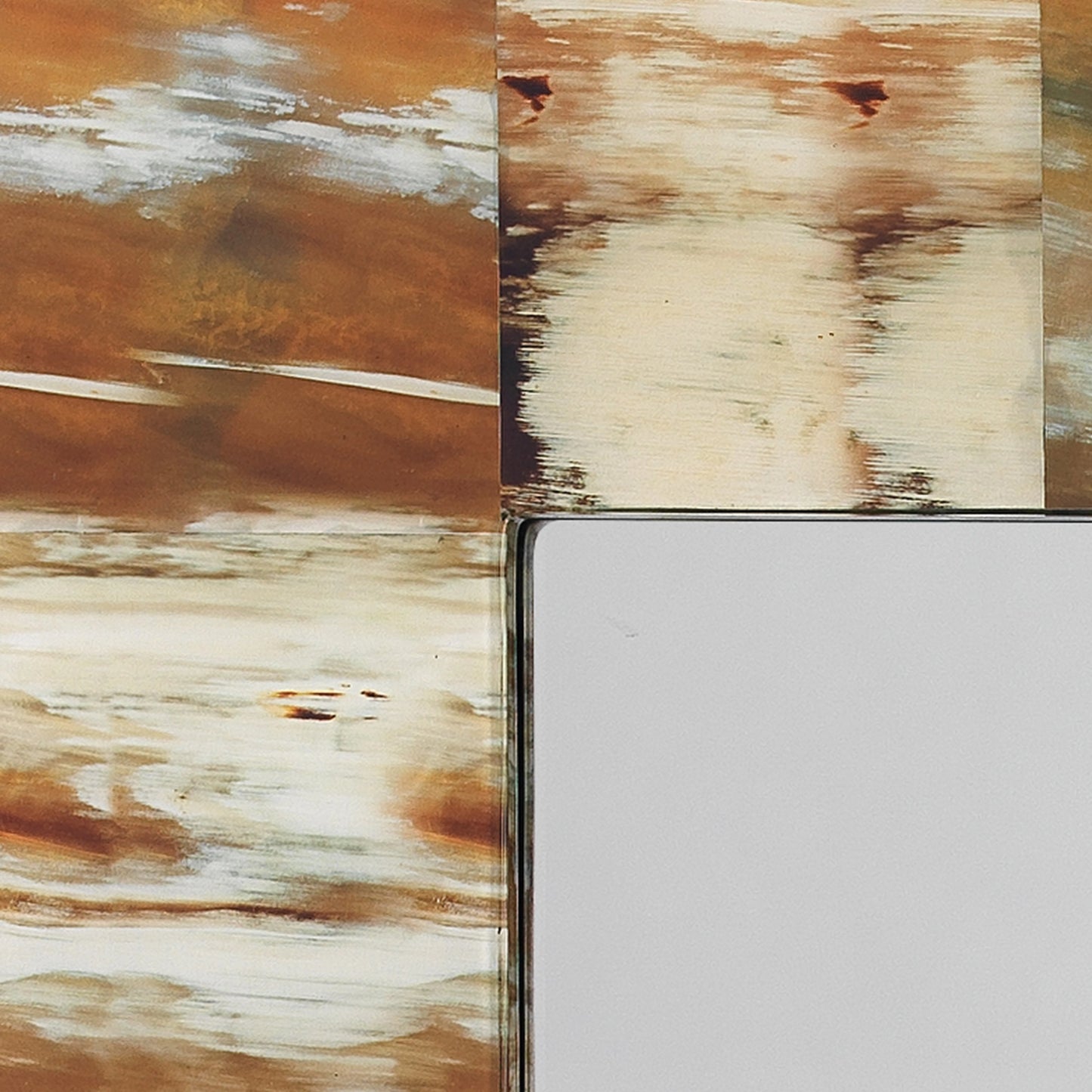 033 S-292203 | Closeup | Rectangle Mirror by Jamie Young in natural faux horn. Made from faux horn in a eclectic & global style.