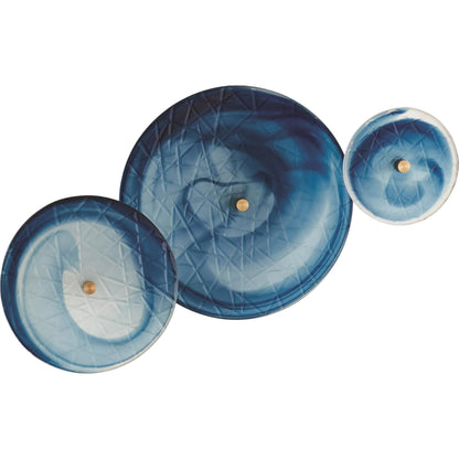 Crosshatched Wall Discs by Global Views. Made from glass in a modern style.