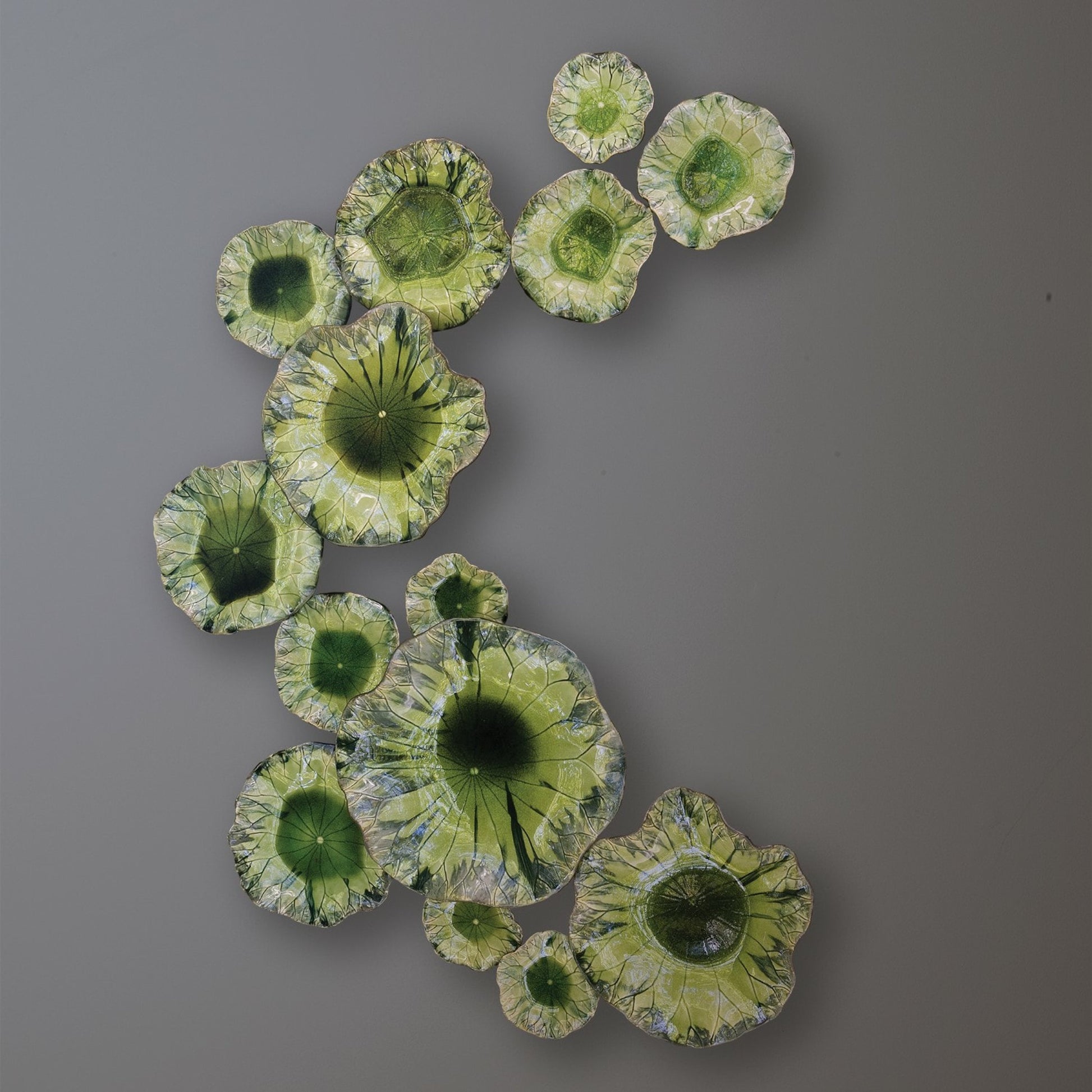 Free for Lily Plate by Global Views. Made from ceramic in a coastal style.