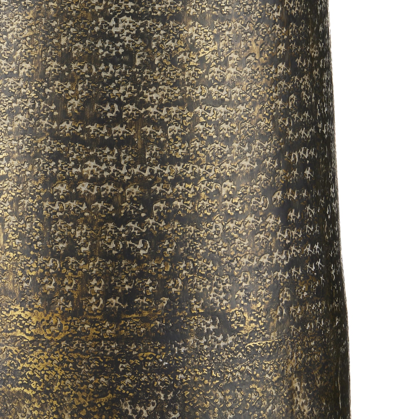 003 SI-2007693 | Closeup | Brigadier Floor Lamp by Currey and Company in antique brass, black, whitewash. Made from aluminum in a modern style.