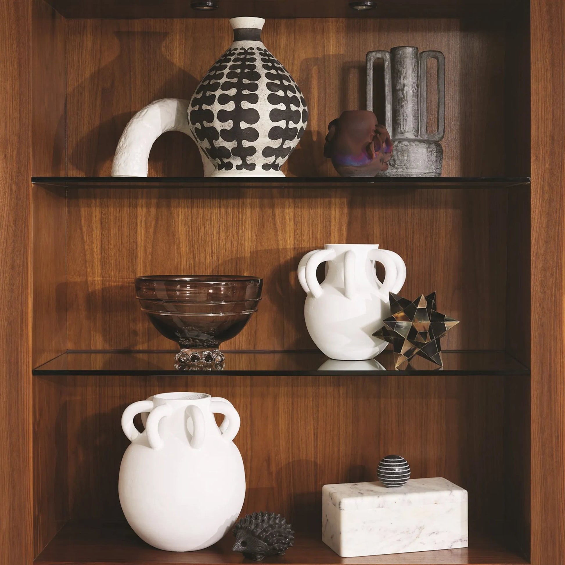 La Boite Box by Global Views. Made from white banswara, black bheslana in a eclectic & global style.