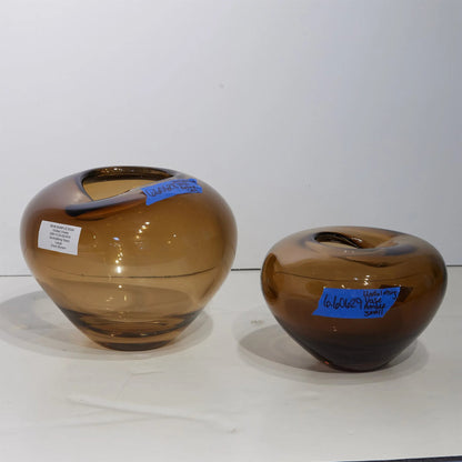 Undulating Vase by Global Views. Made from unique in a unique style.