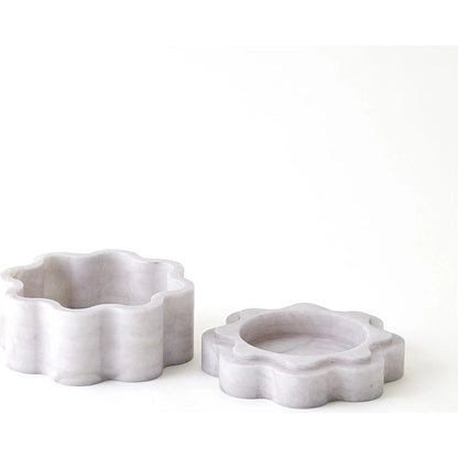 Cumulus Alabaster Wide Box by Global Views in ivory. Made from unique in a unique style.