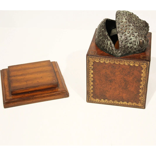 Frog Tissue Holder by Maitland-Smith. Made from unique in a traditional style.