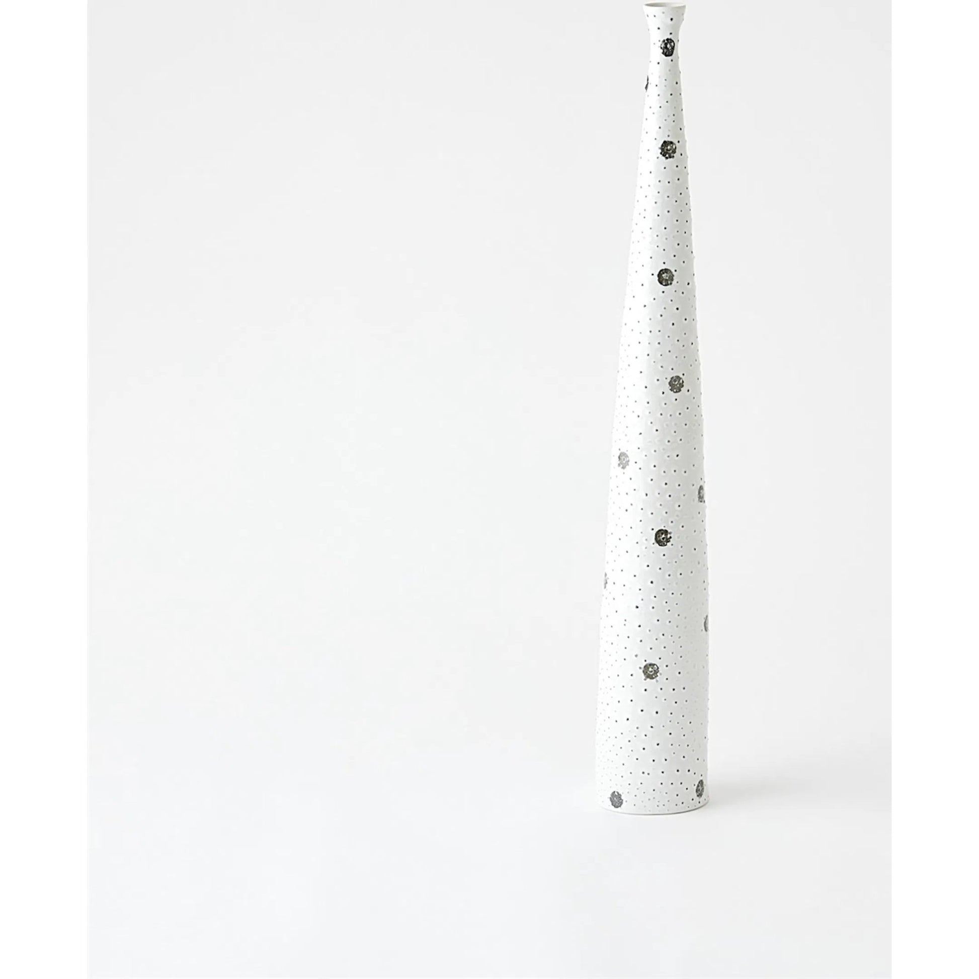 Spotted Tapered Vase by Global Views in white and black. Made from unique in a eclectic & global style.