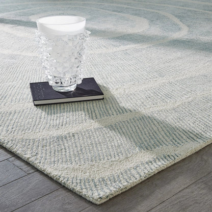 Burst Rug by Global Views. Made from 65% wool, 35% viscose, backing: cotton in a unique style.