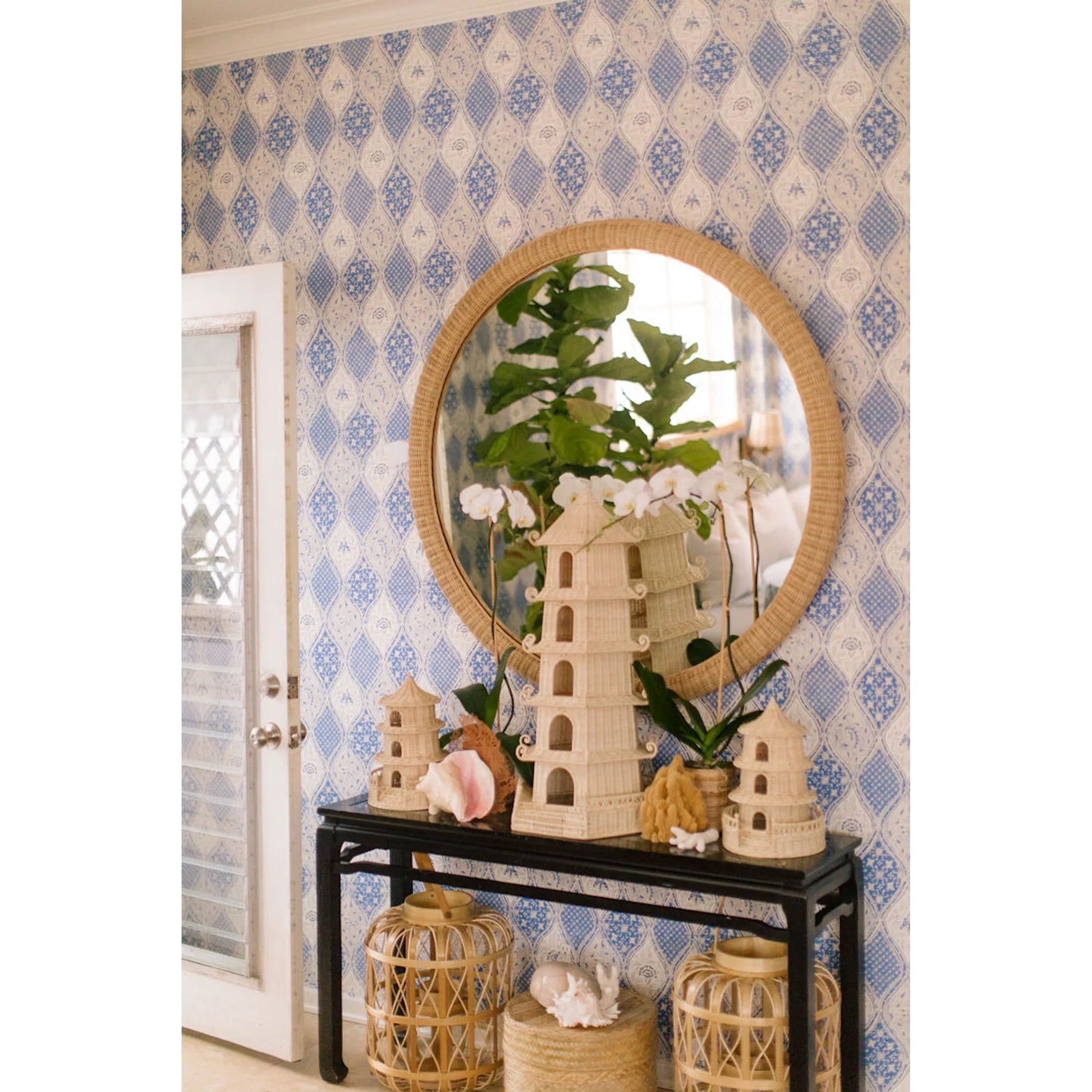 Dunmore Round Wicker Mirror by Chelsea House in tan. Made from rattan in a transitional style.