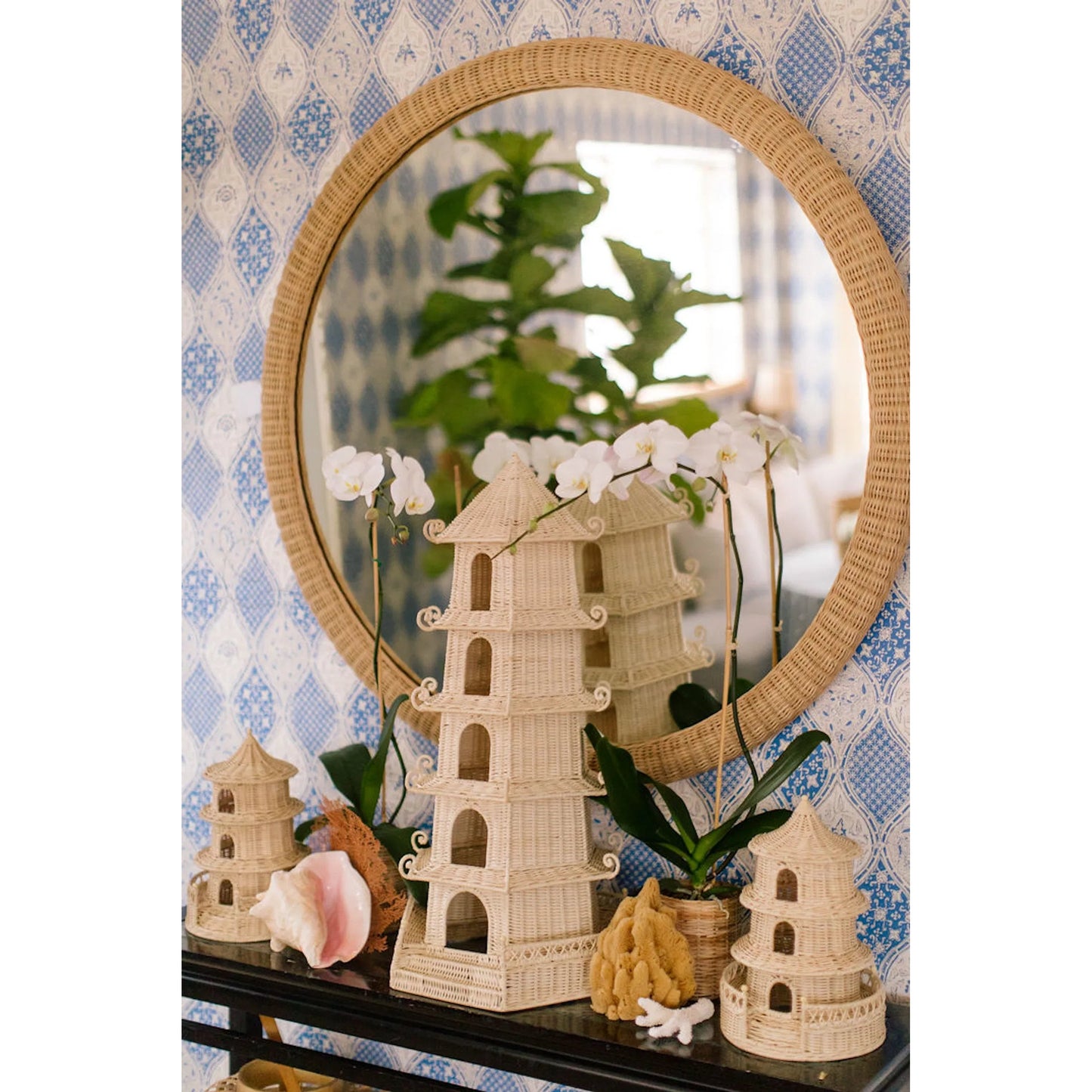 003 SI-2453005 | Lifestyle | Dunmore Round Wicker Mirror by Chelsea House in tan. Made from rattan in a transitional style.