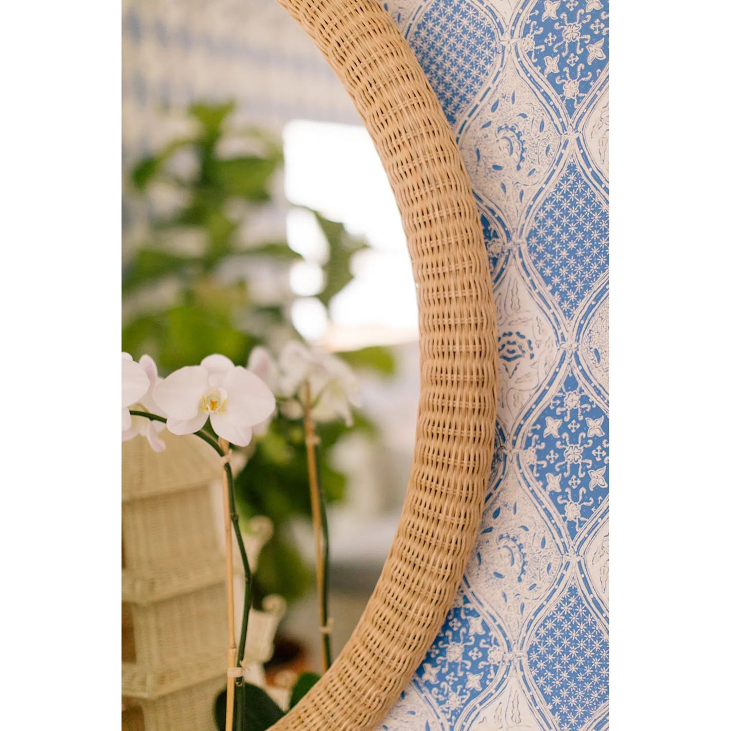 004 SI-2453005 | Lifestyle | Dunmore Round Wicker Mirror by Chelsea House in tan. Made from rattan in a transitional style.