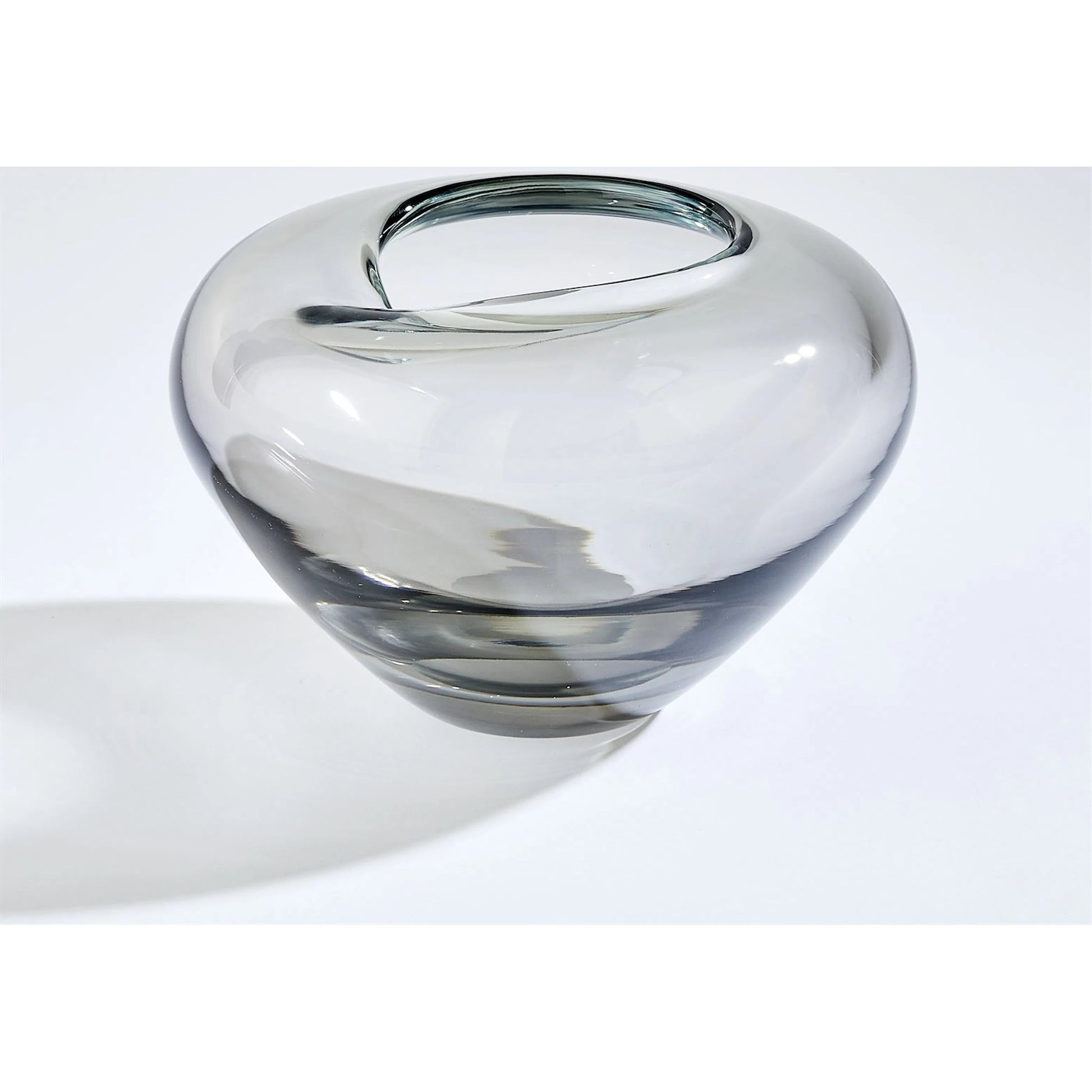 Undulating Vase by Global Views in grey. Made from unique in a unique style.
