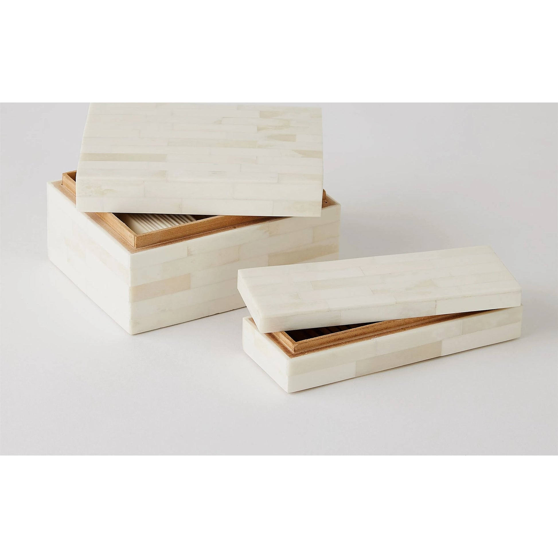 Boxed Bone Card Set by Global Views. Made from mdf, resin, aluminum, buffalo bone, horn - bubalus bubalis - country of origin - india in a traditional style.