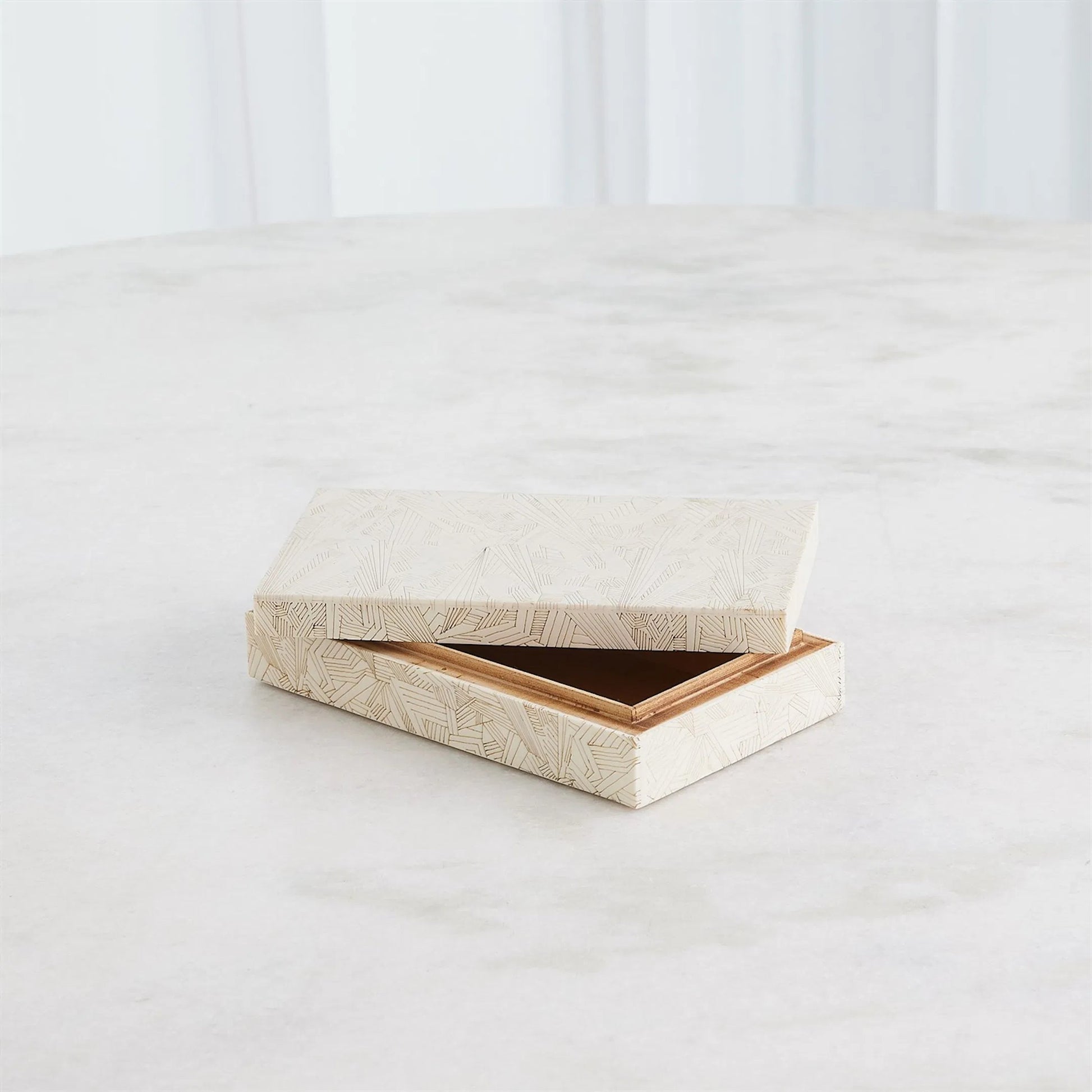 Searchlight Box by Global Views in beige and ivory. Made from unique in a transitional style.