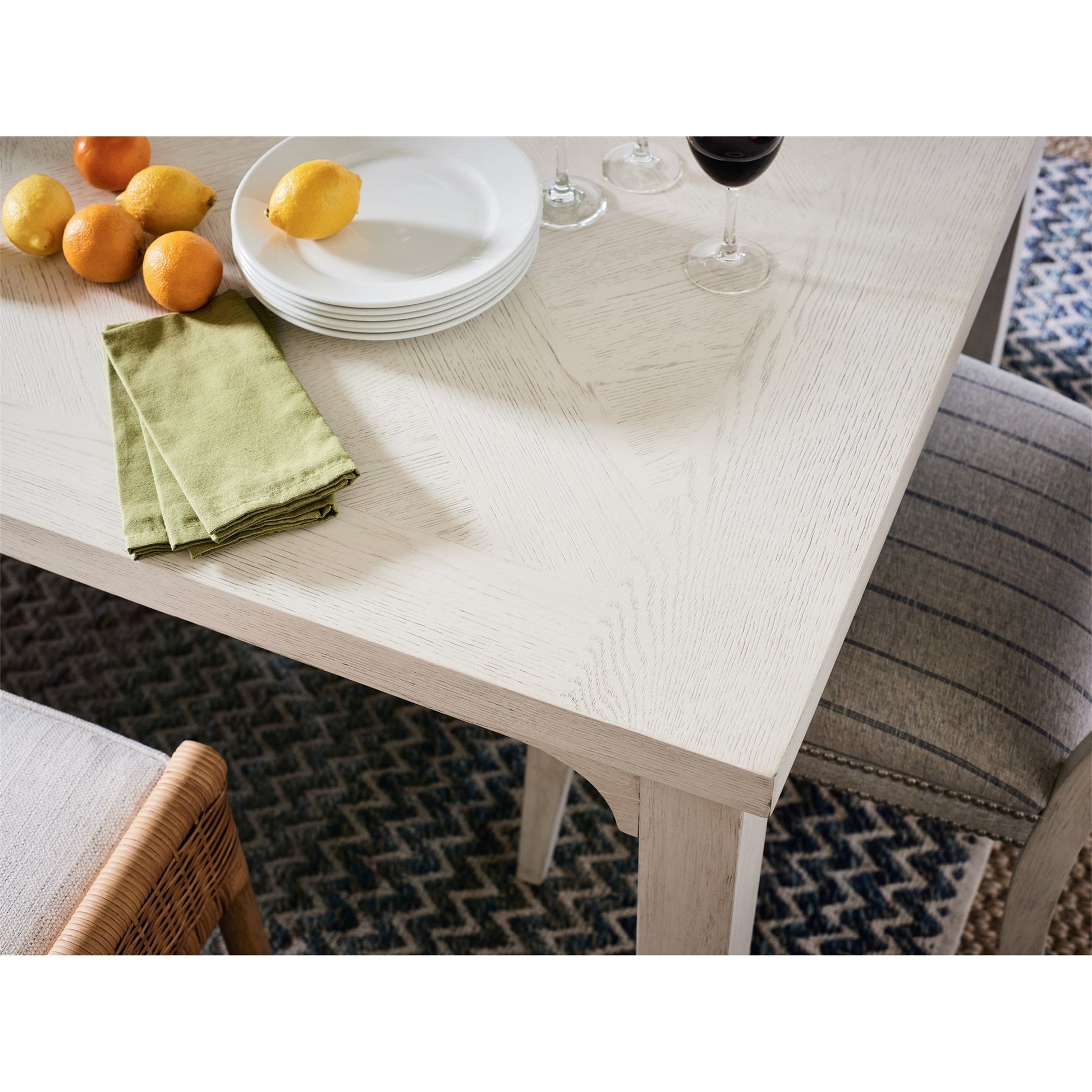 Coastal Living Homecoming Dining Table by Coastal Living by Universal Furniture in na and sandbar. Made from unique in a transitional style.