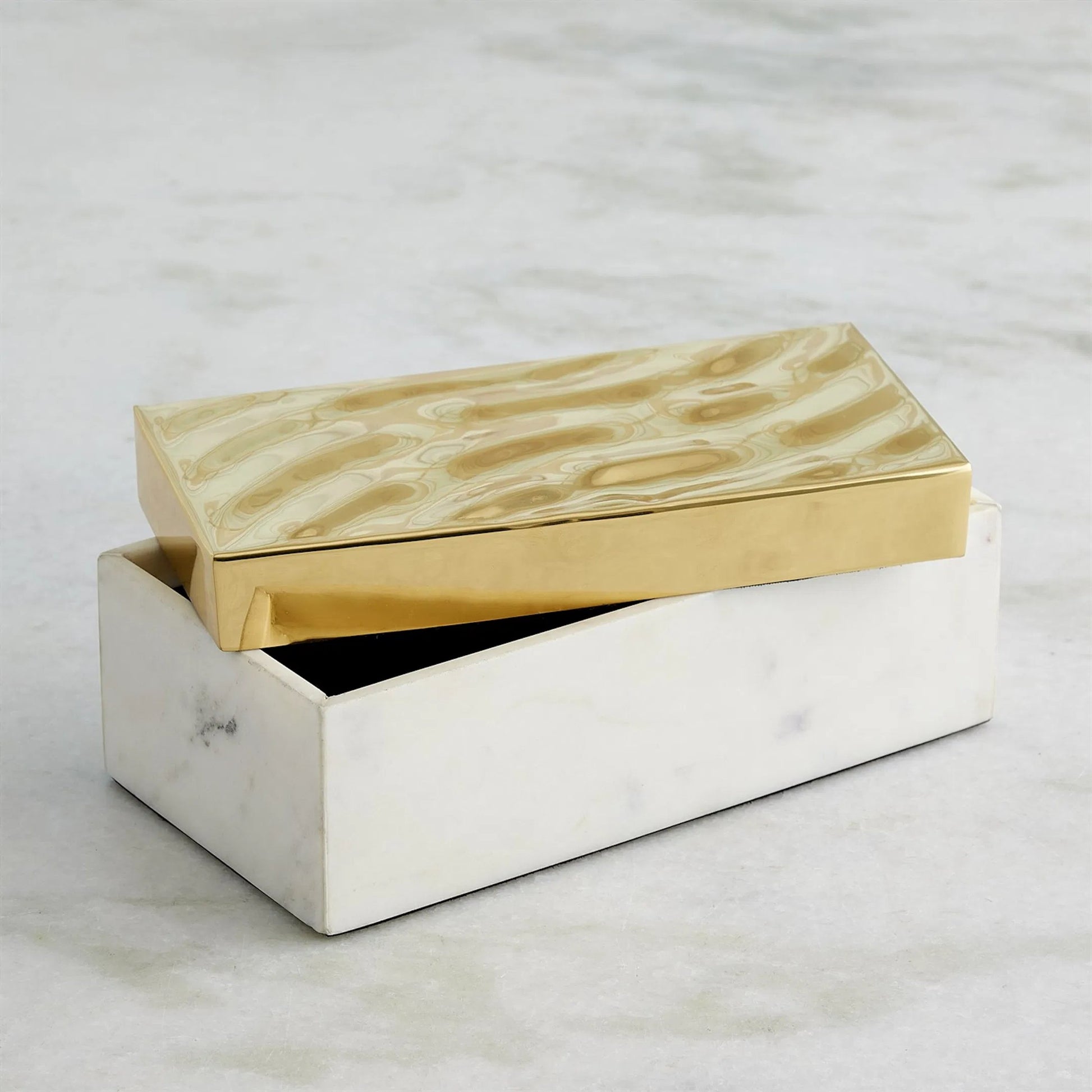 Shimmer Box by Global Views in marble. Made from unique in a unique style.