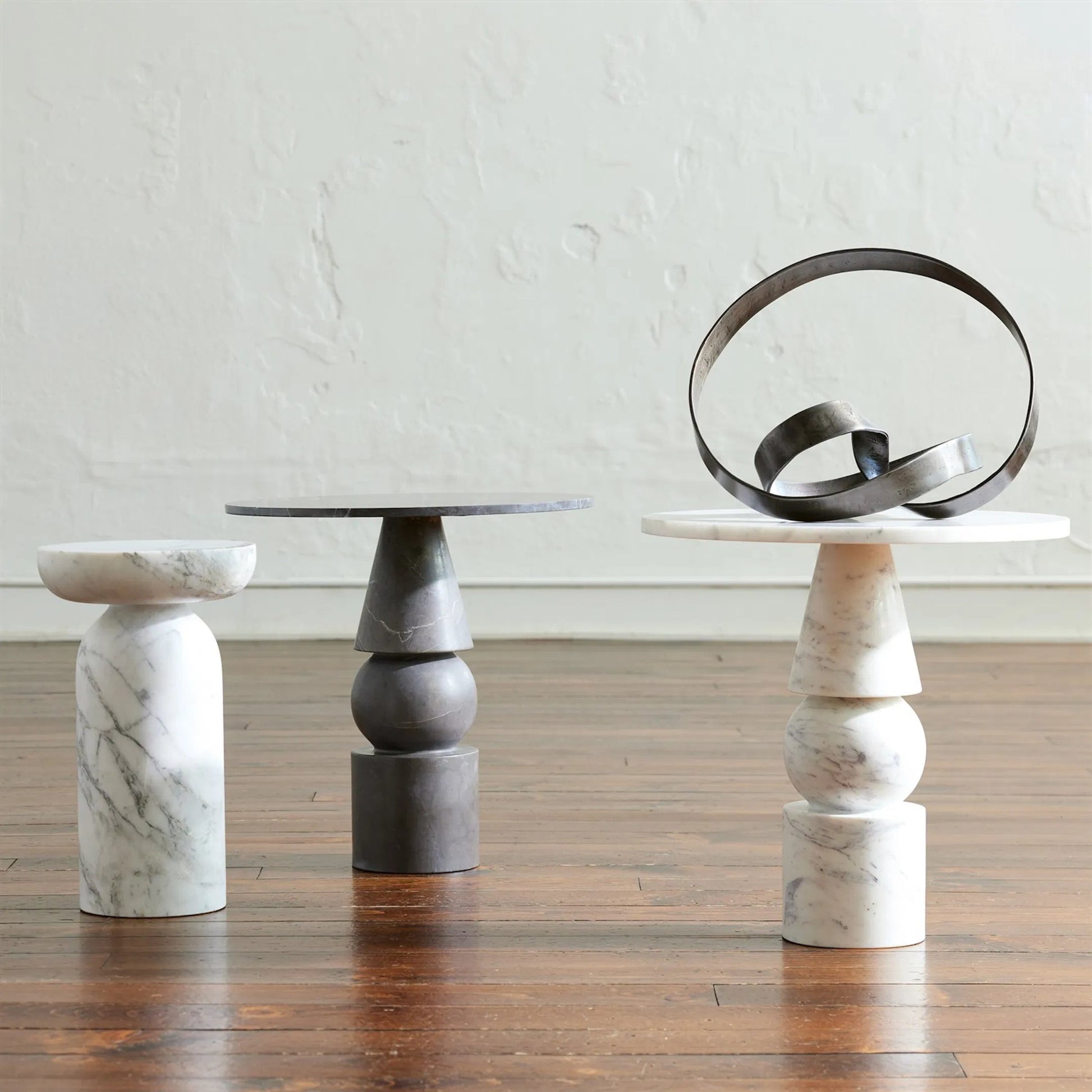 Cargo Table by Global Views in marble. Made from unique in a unique style.