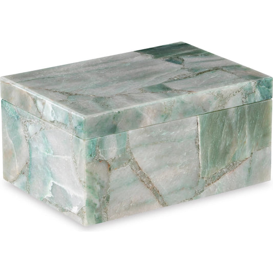 Large Green Aventurine Box by Maitland-Smith. Made from unique in a unique style.