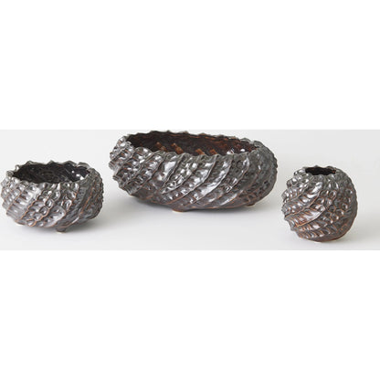 Cadoret Bowl by Global Views. Made from ceramic in a unique style.