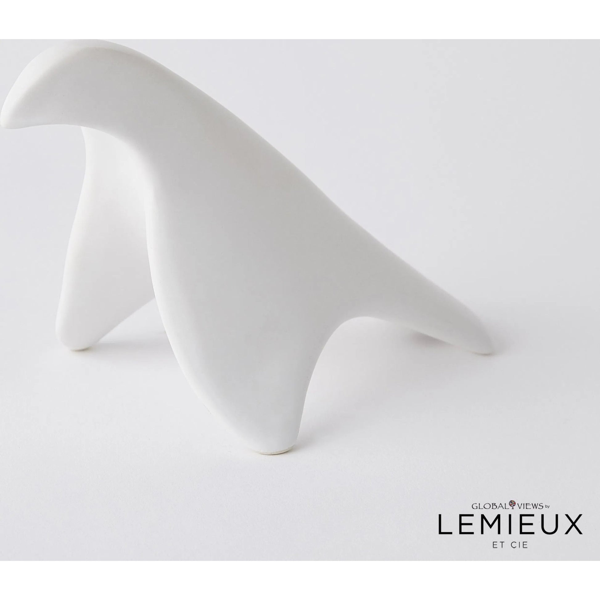 Les Animaux, Colombe by Global Views. Made from ceramic in a unique style.