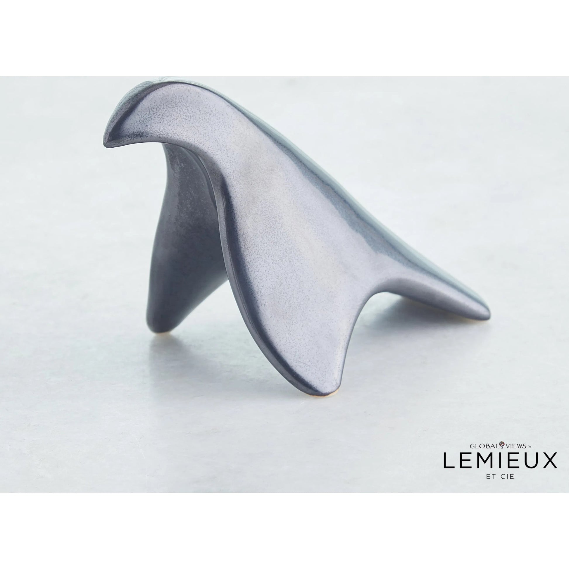 Les Animaux, Colombe by Global Views. Made from ceramic in a unique style.