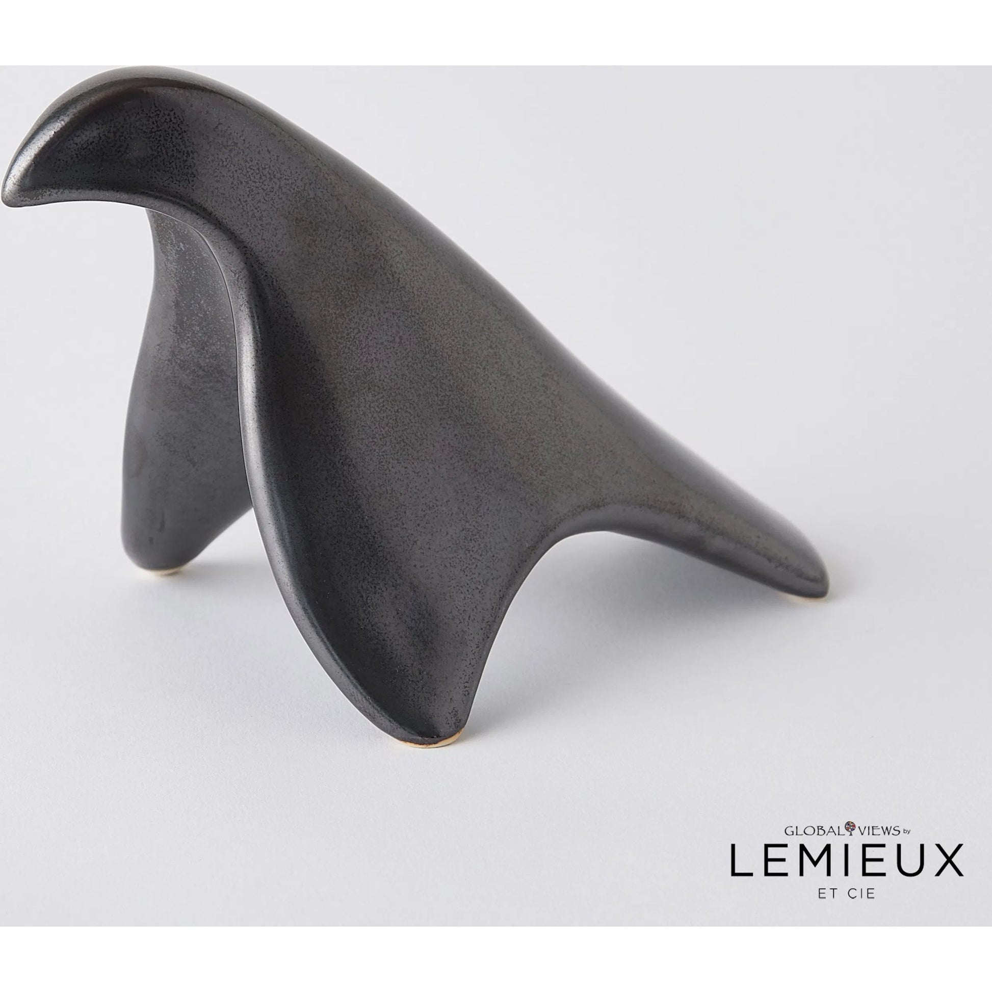Les Animaux, Colombe by Global Views. Made from ceramic in a unique style.