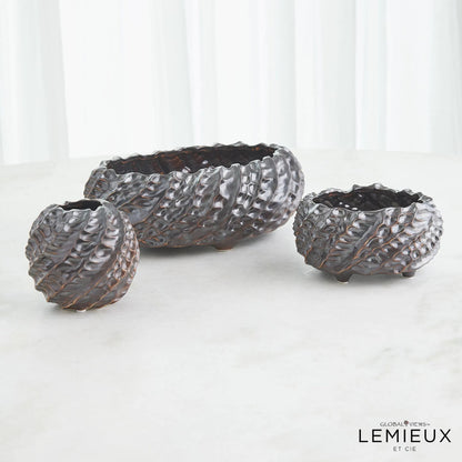 Cadoret Bowl by Global Views. Made from ceramic in a unique style.